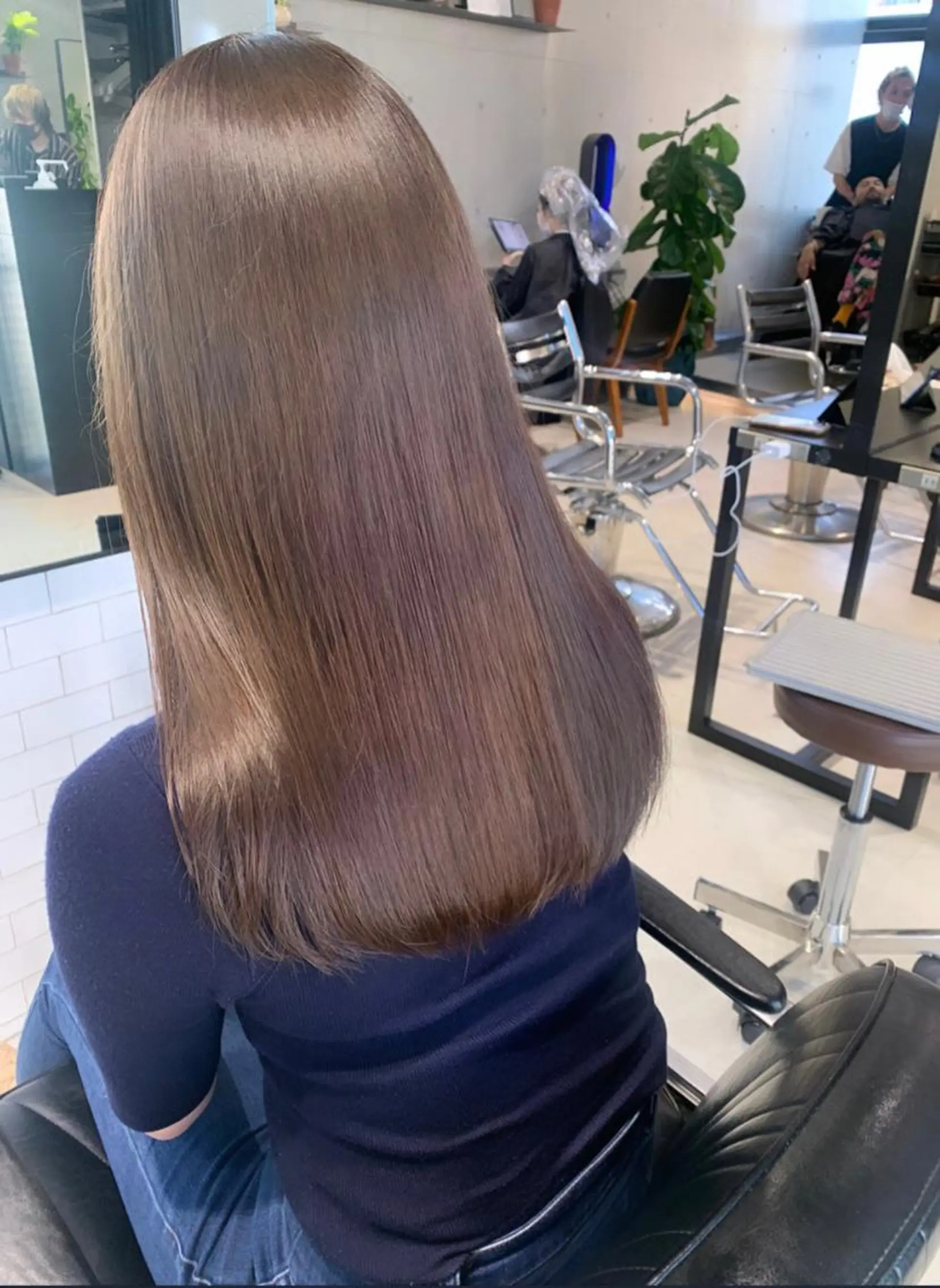 ロング カラー カット ヘアカラー トリートメント ヘッドスパ ヘアセット 透明感/オリーブ/ グレージュ/YUKAのヘアスタイル