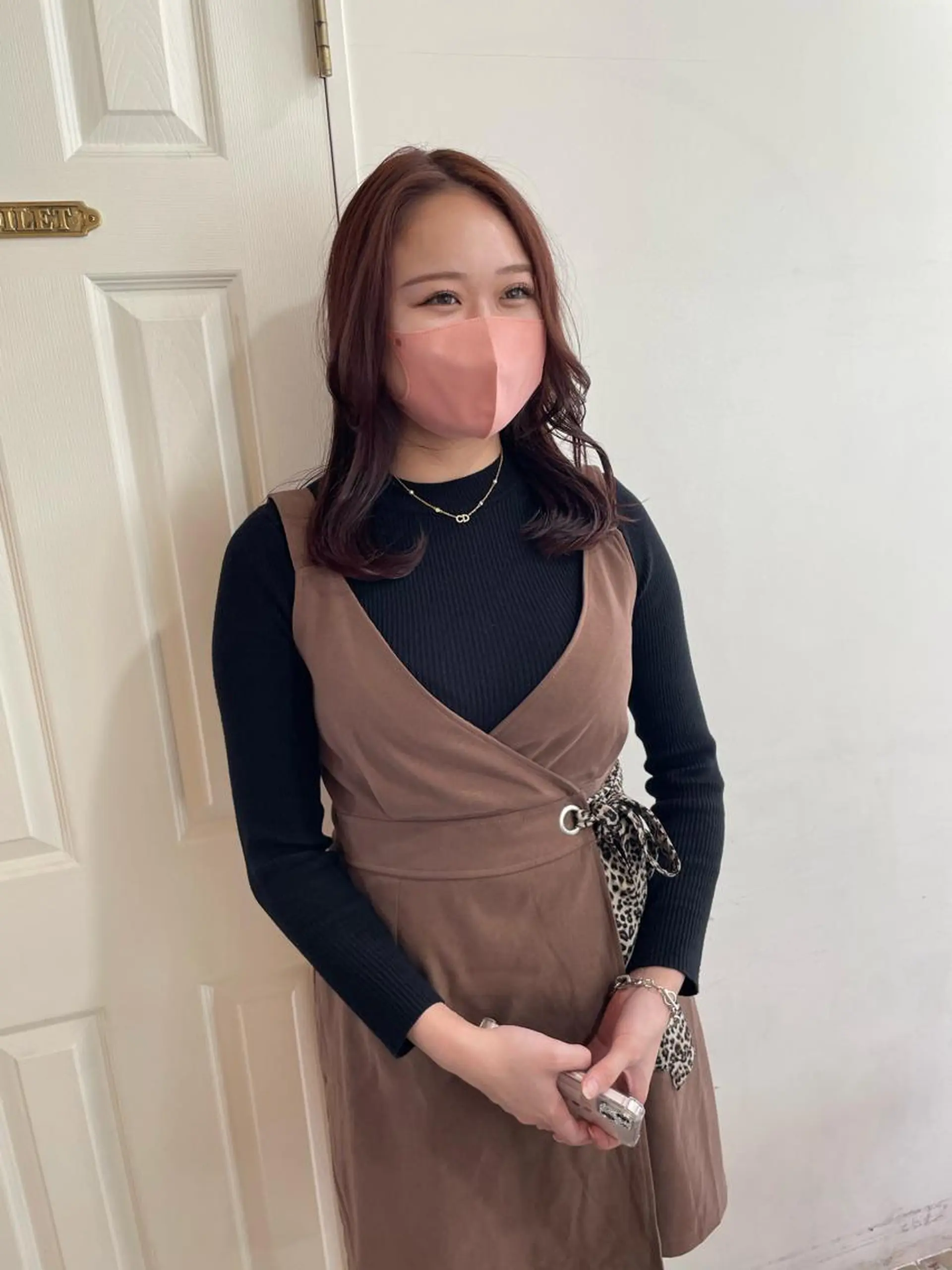 ミディアム カラー ボルドーカラー ブラウンカラー ハイライトカラー ハイライト ヘアカラー トリートメント MIOベージュカラー 柔らかいカラーのヘアスタイル