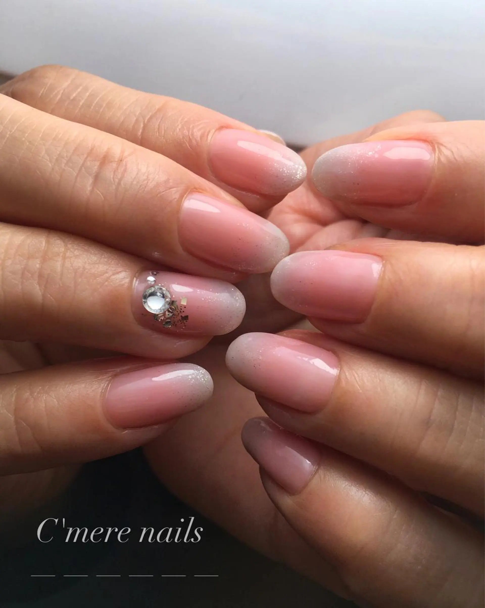 ネイル ジェルネイル ホワイト ハンドネイル nouva nailsのネイルデザイン