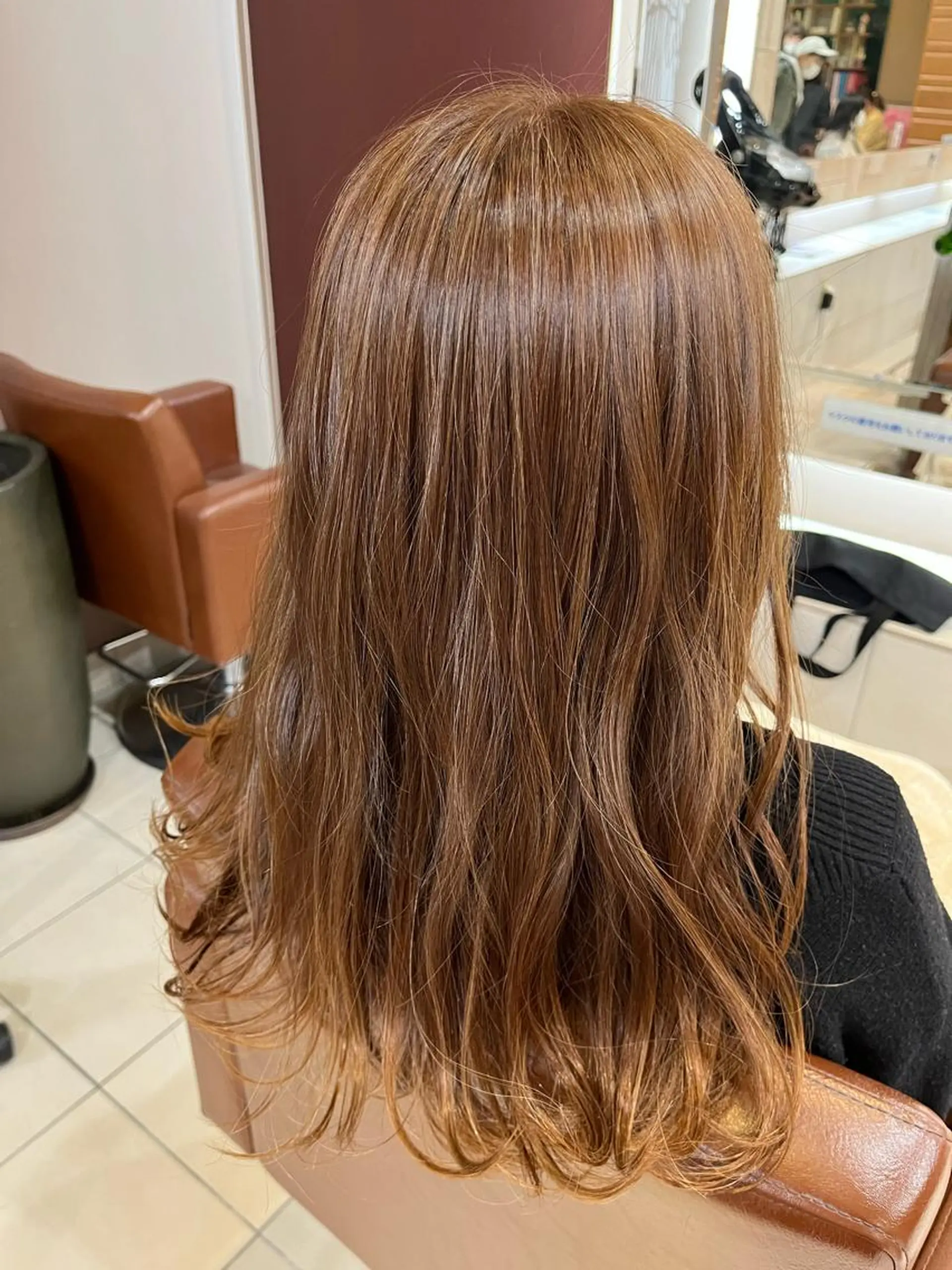 セミロング カラー ハイトーンカラー🩵 耳ツボジュエリー👂のその他イメージ