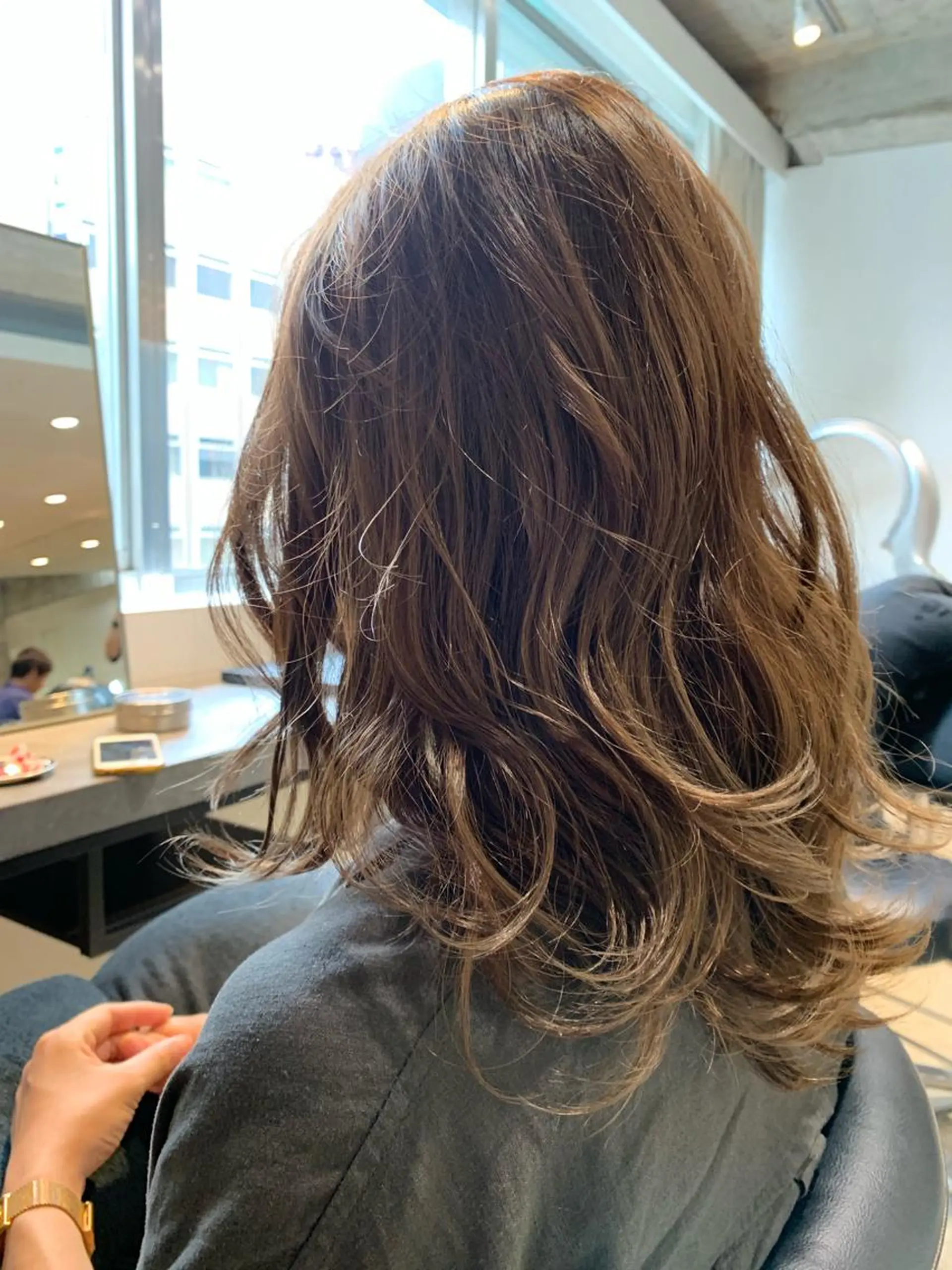 ミディアム カラー 🌈艶髪/髪質改善 新宿itouのヘアスタイル