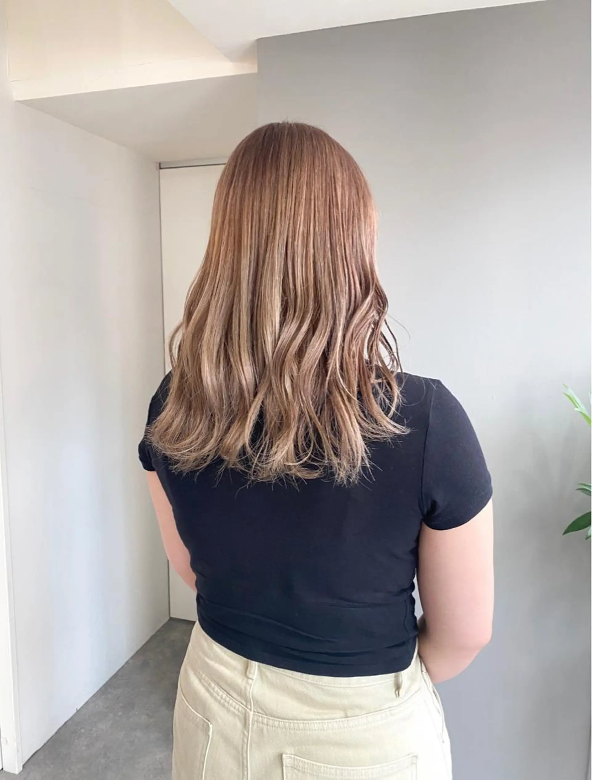 ミディアム カラー ヘアアレンジ ブリーチ ヘアカラー ボブ /ニュアンス/ satomi🧸💖のヘアスタイル