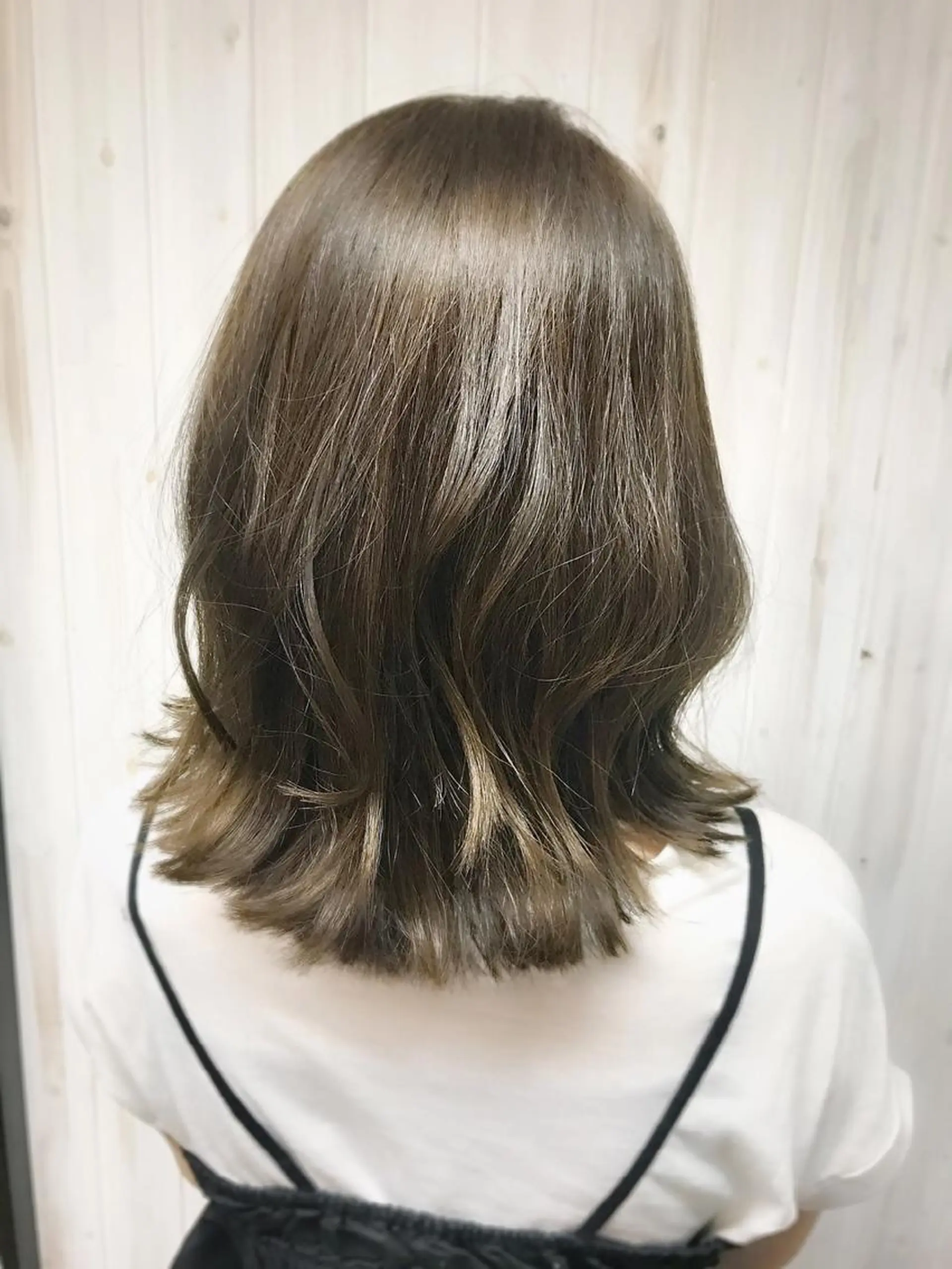 ミディアム カラー 吉祥寺aivee 若手注目スタッフのヘアスタイル