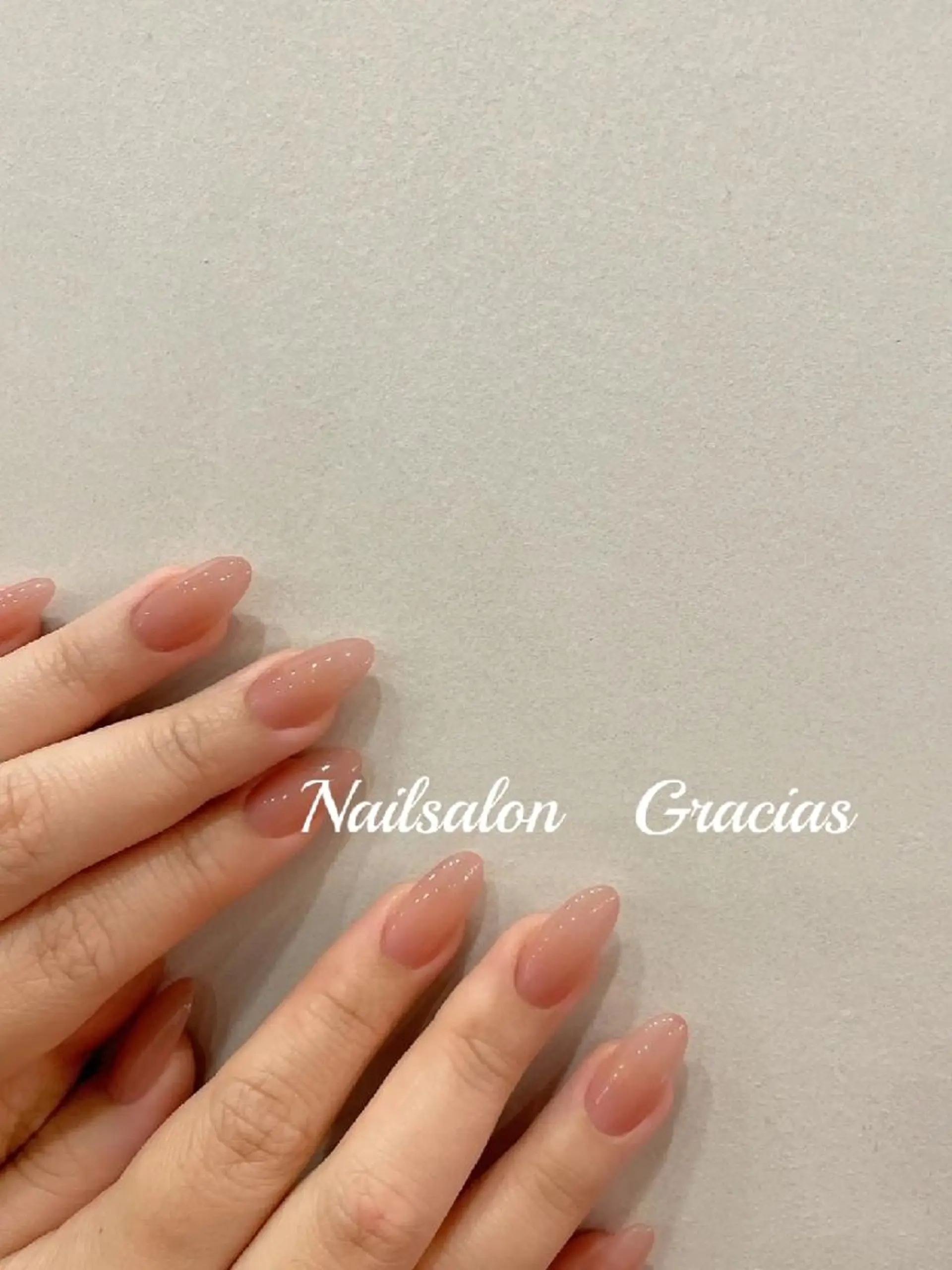 ネイル ワンカラーネイル ハンドネイル Nailsalon Graciasのネイルデザイン