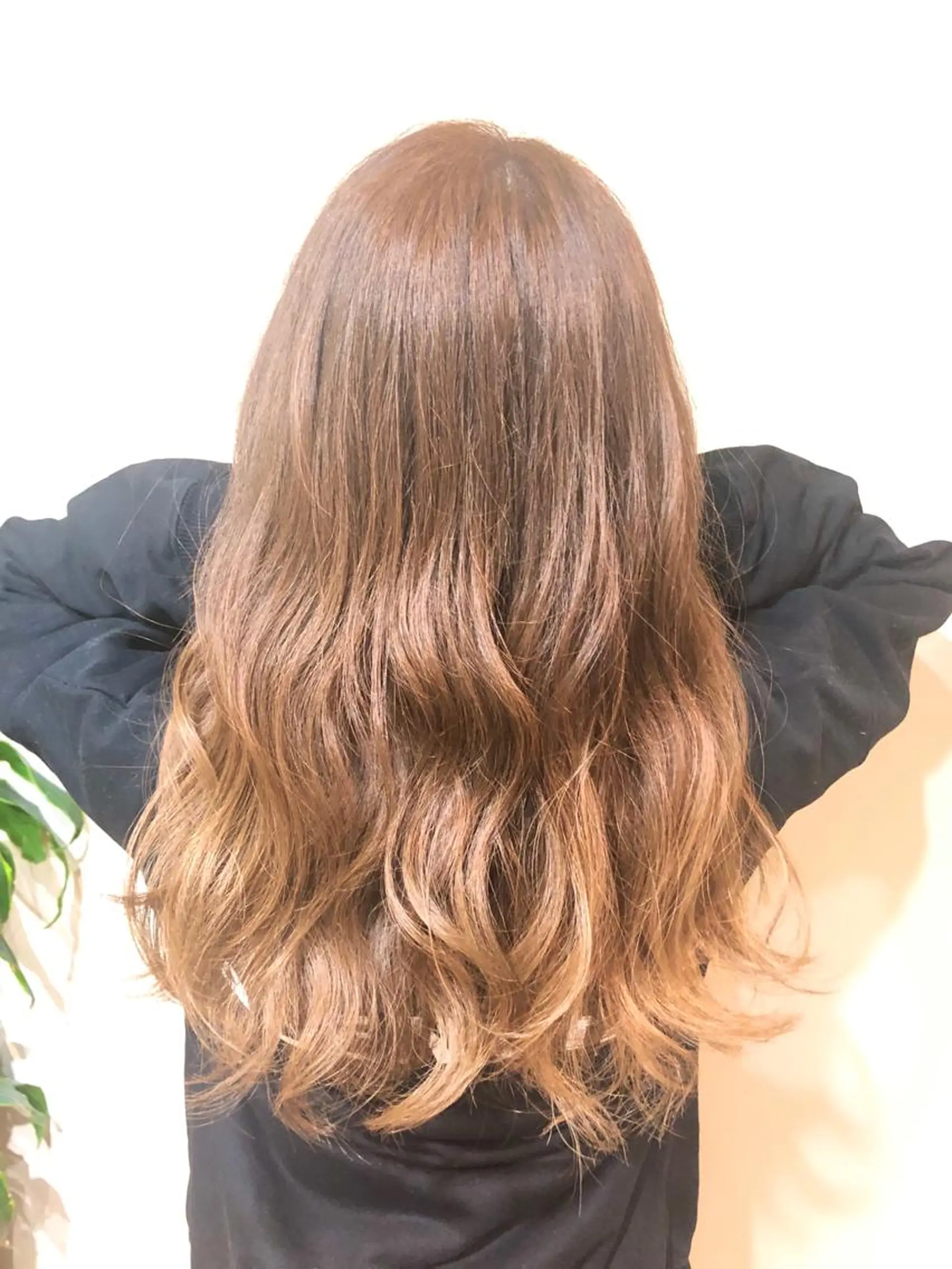 ロング カラー ヘアカラー トリートメント 💓シールエクステ ルミエールのヘアスタイル