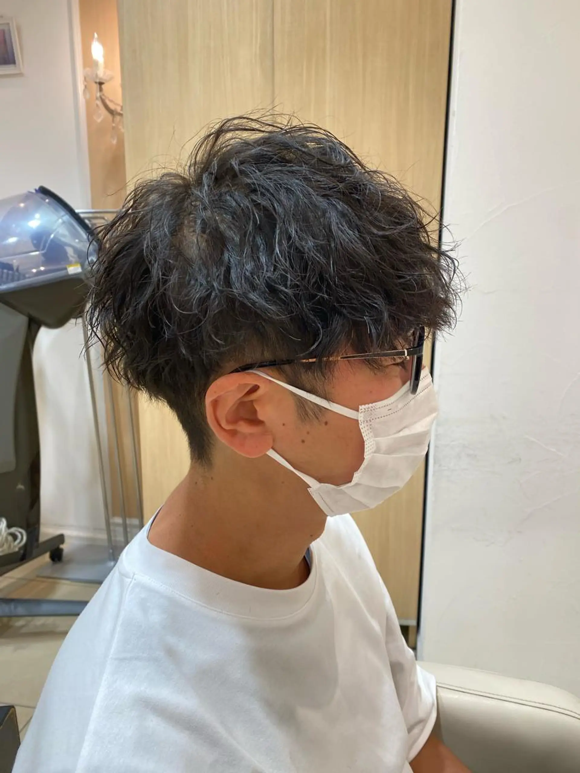 ショート パーマ メンズ カット パーマ メンズ特化型美容師 栗山勇人のヘアスタイル