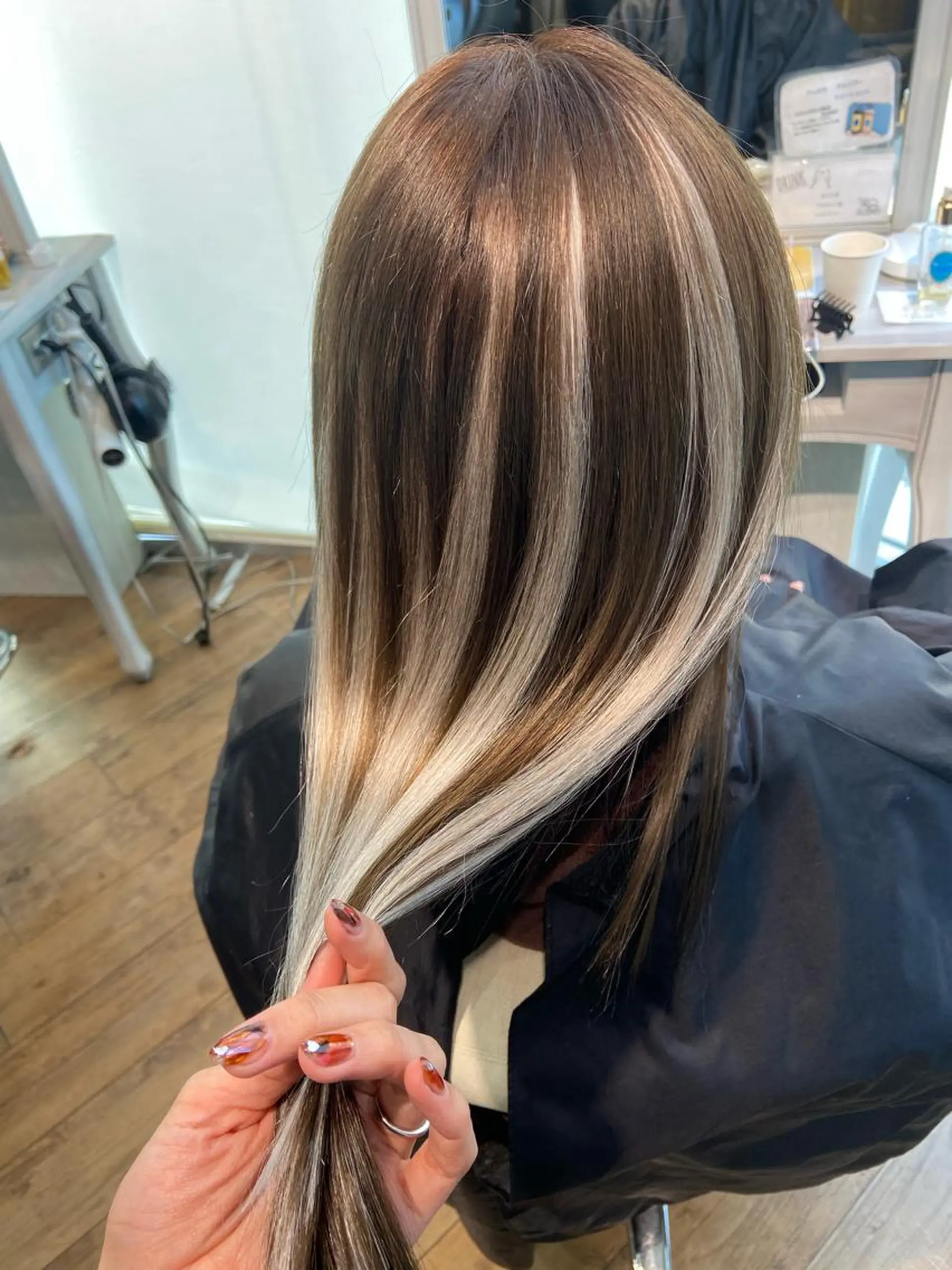 ロング カラー 🧸プルエクステ❤︎ ネイルKAO🧸のヘアスタイル