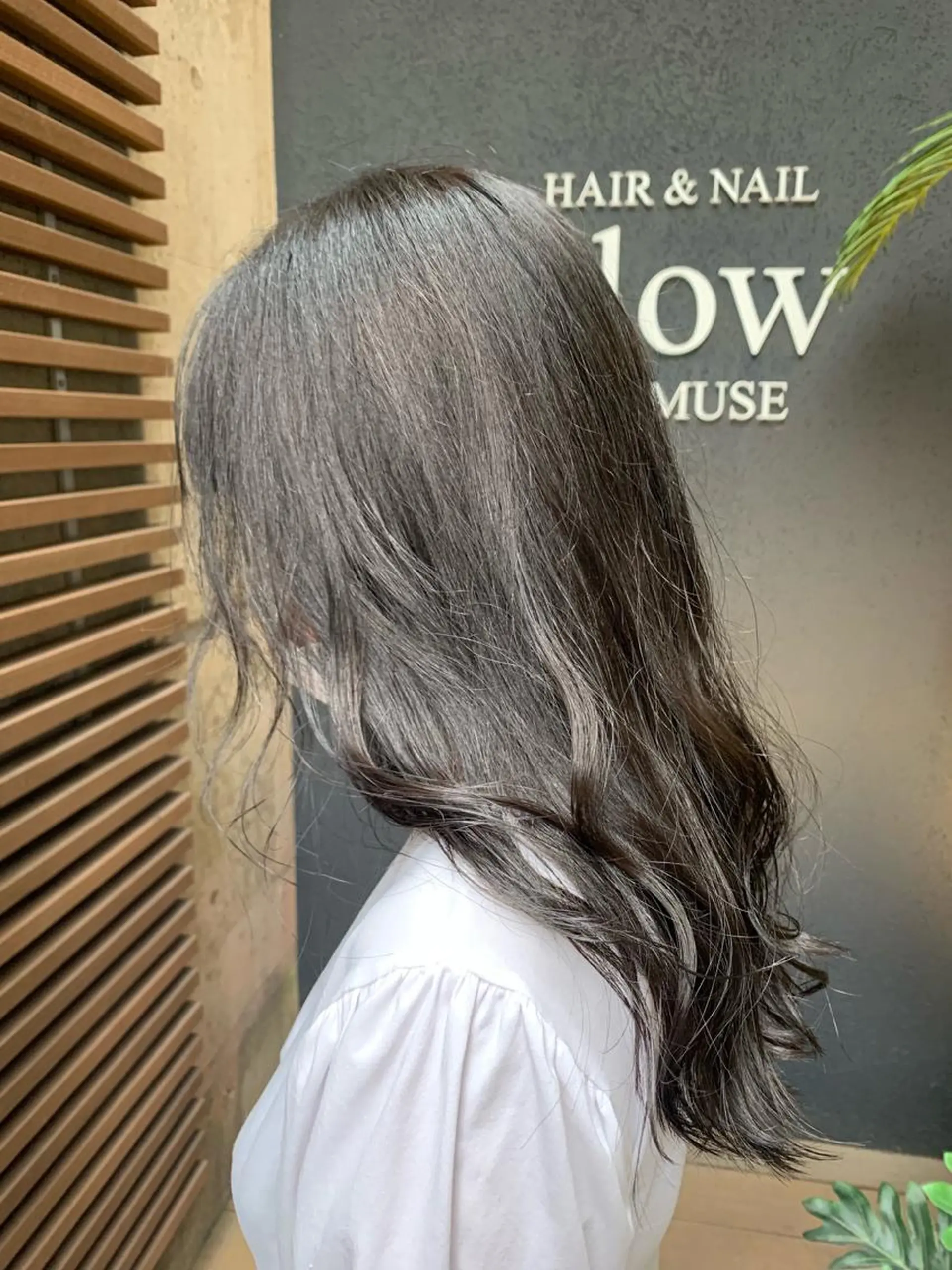 ロング カラー グレージュ glow所属・嶋田 遥奈のマツエク・マツパデザイン