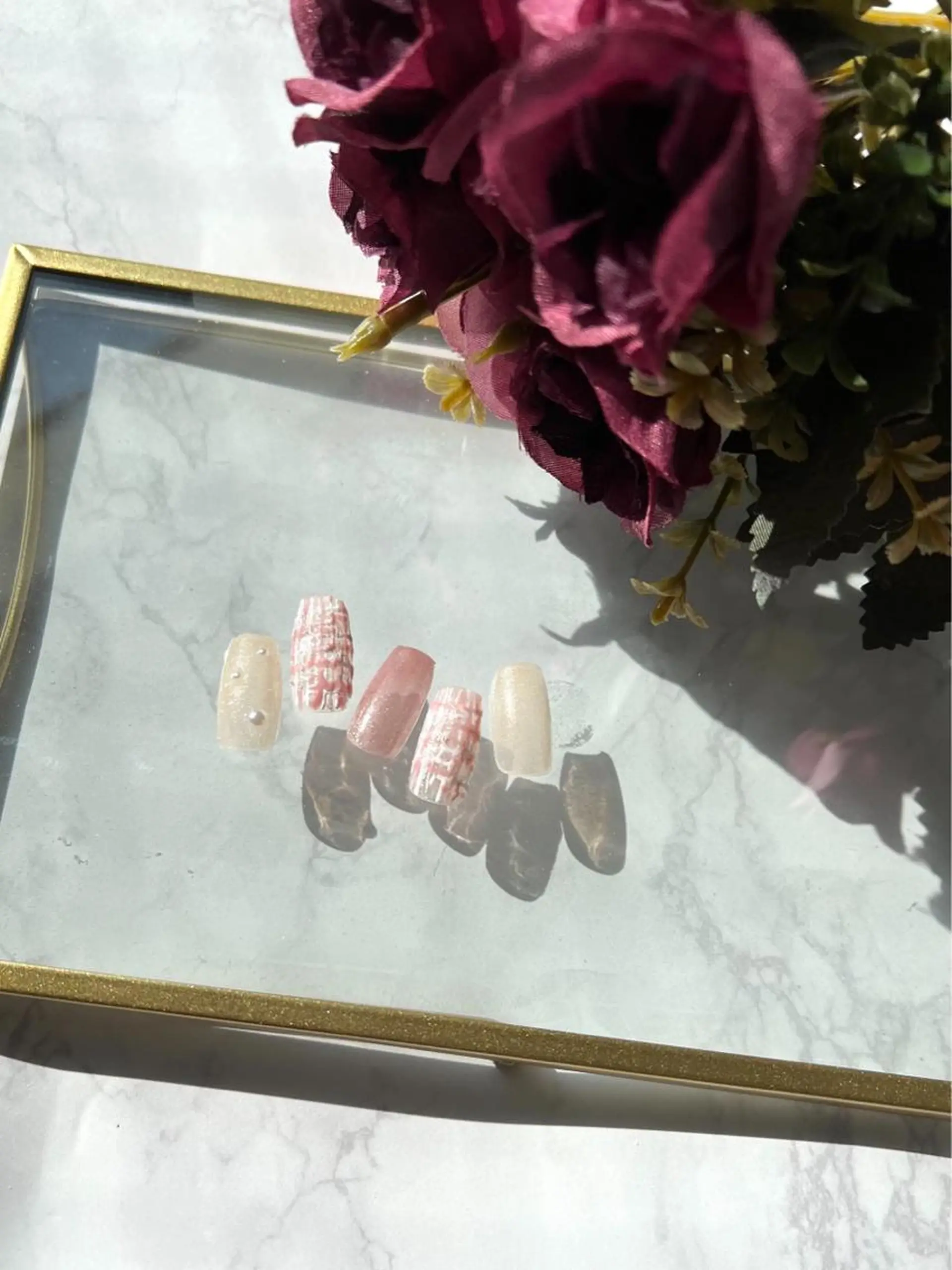 ネイル PEEKABOO京橋 EYE&NAILのマツエク・マツパデザイン