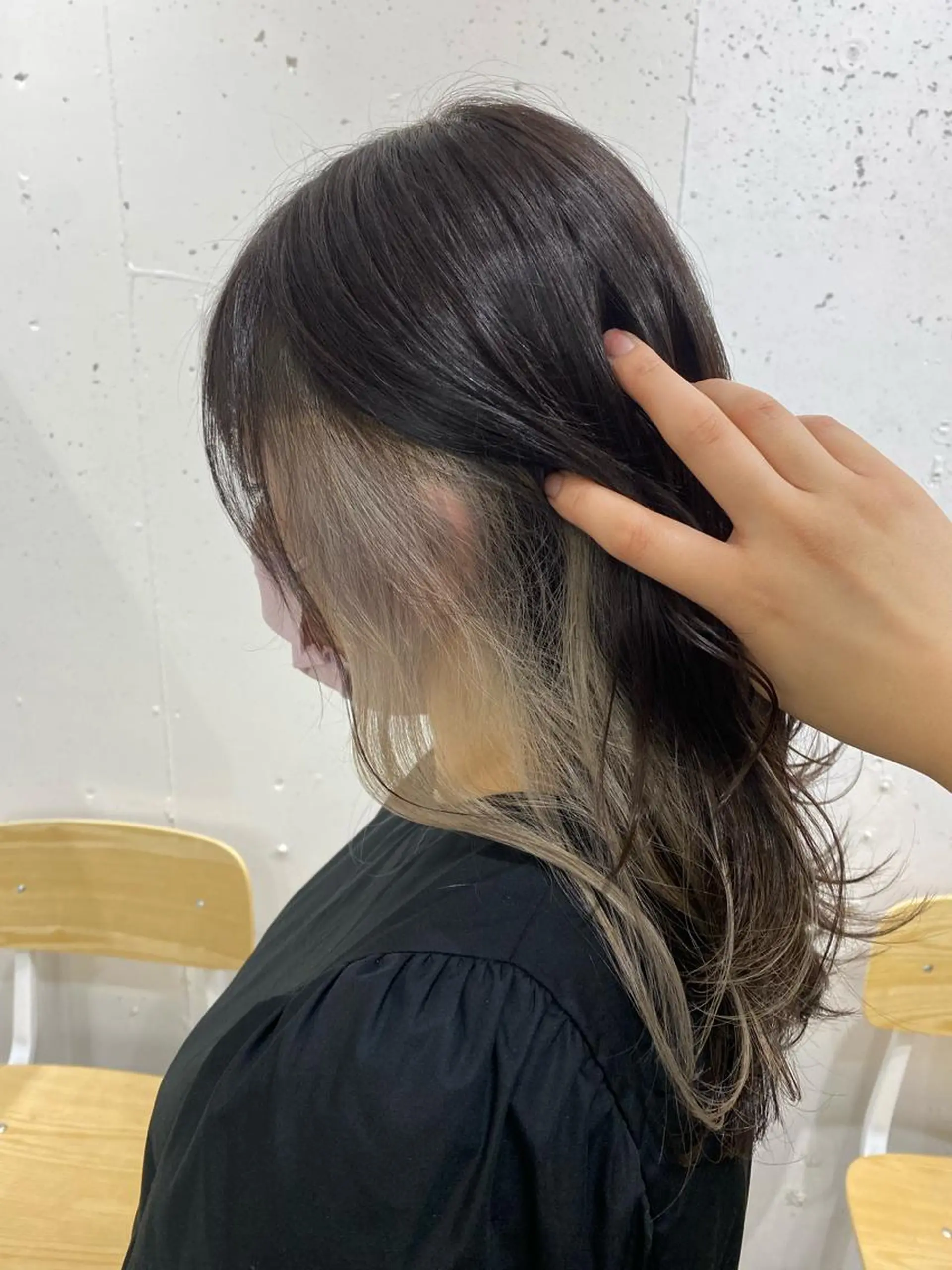 セミロング ヘアカラー ダブルカラー🌈 miinaのヘアスタイル
