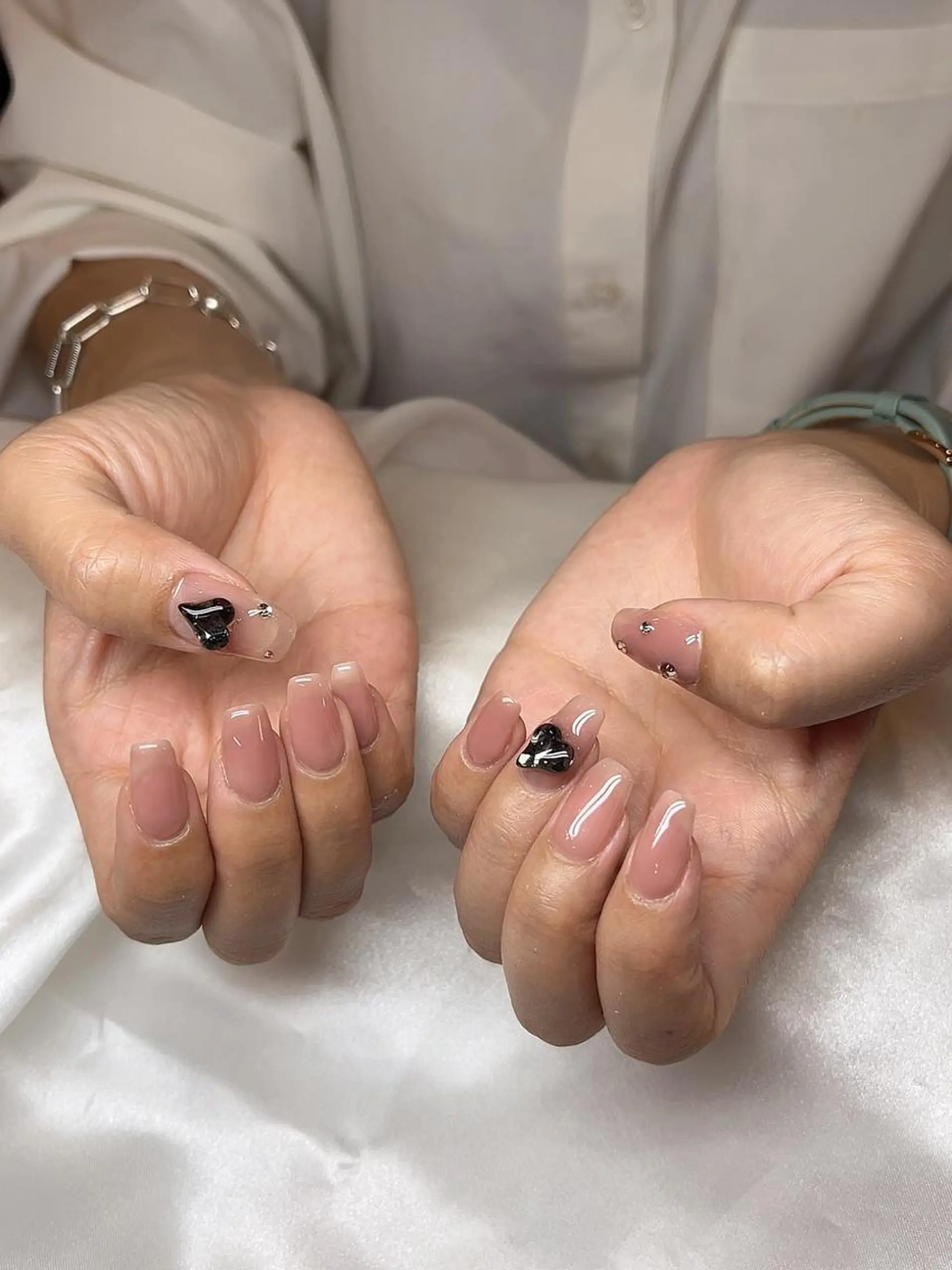 ネイル Ui_Amor (パラジェル)のネイルデザイン