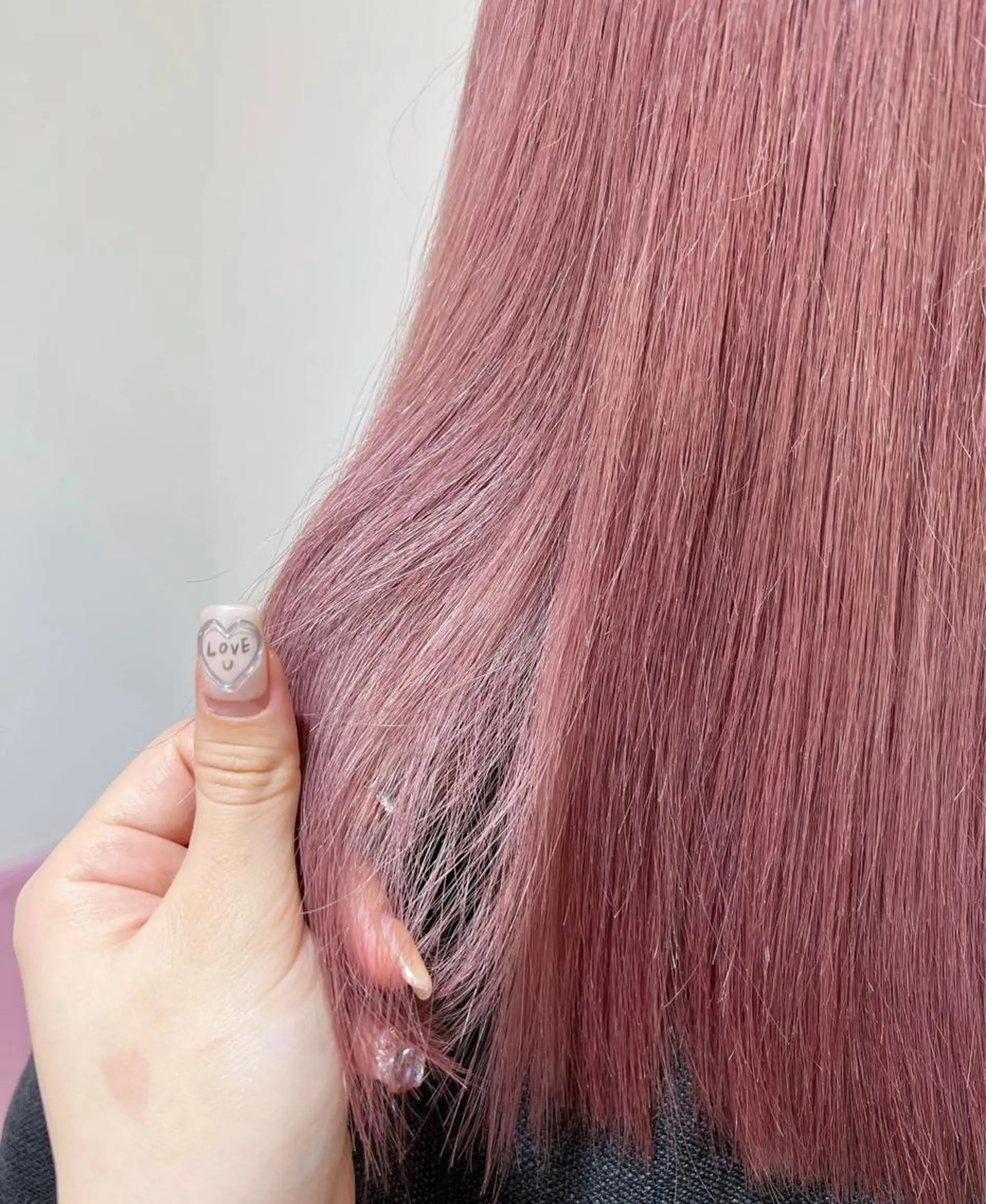 セミロング ヘアカラー トリートメント ハイトーン♡ブリーチ ♡エクステ♡nanaのヘアスタイル