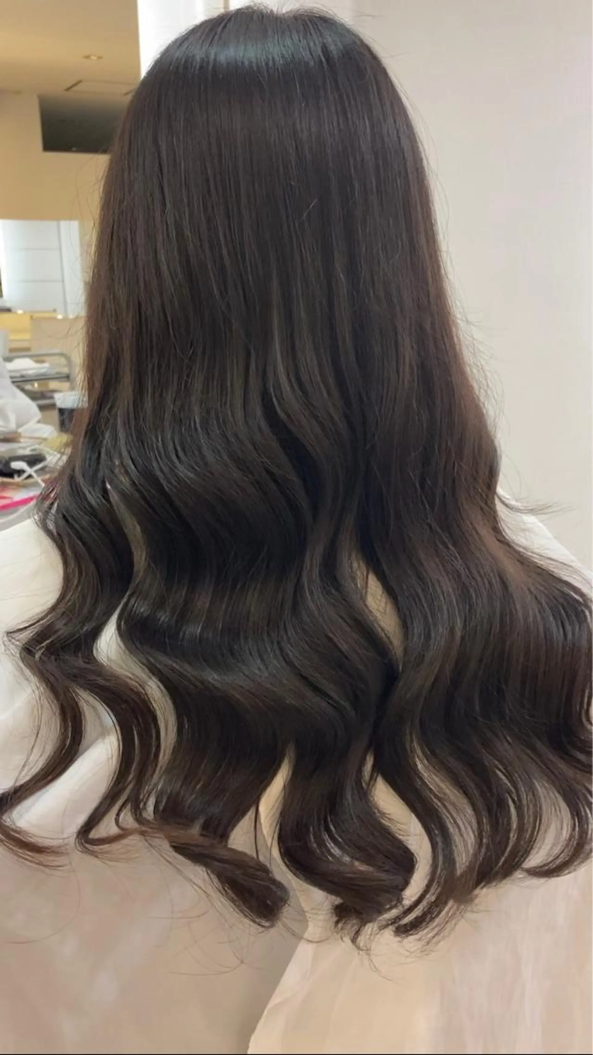 セミロング 髪質改善 ヨシンモリ 韓国風ヘア トリートメント ヘアセット ヘアー・クロマチックノート所属・杣澤 詩乃のヘアスタイル