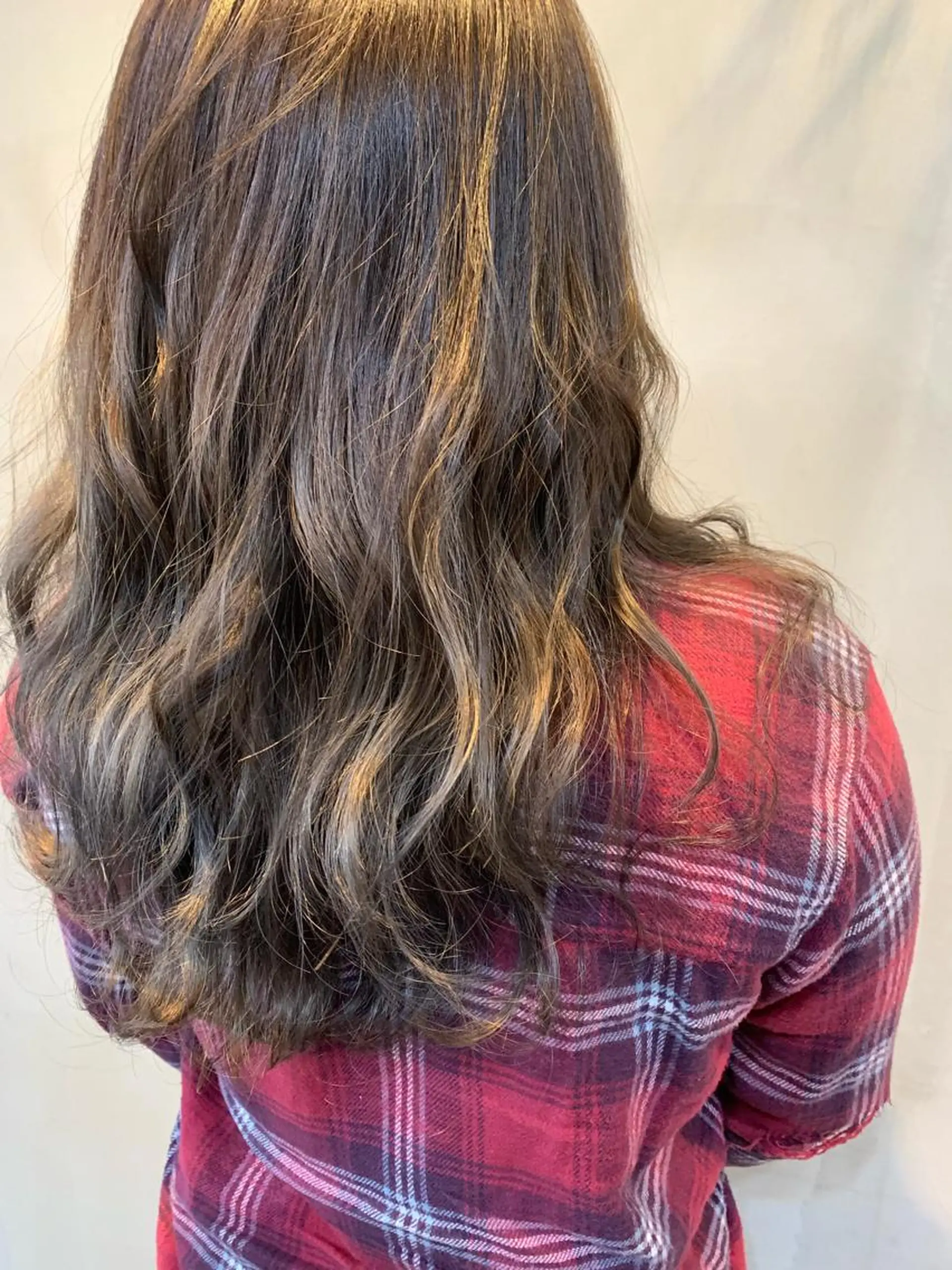 ロング カット ヘアカラー トリートメント 山本 みきのヘアスタイル