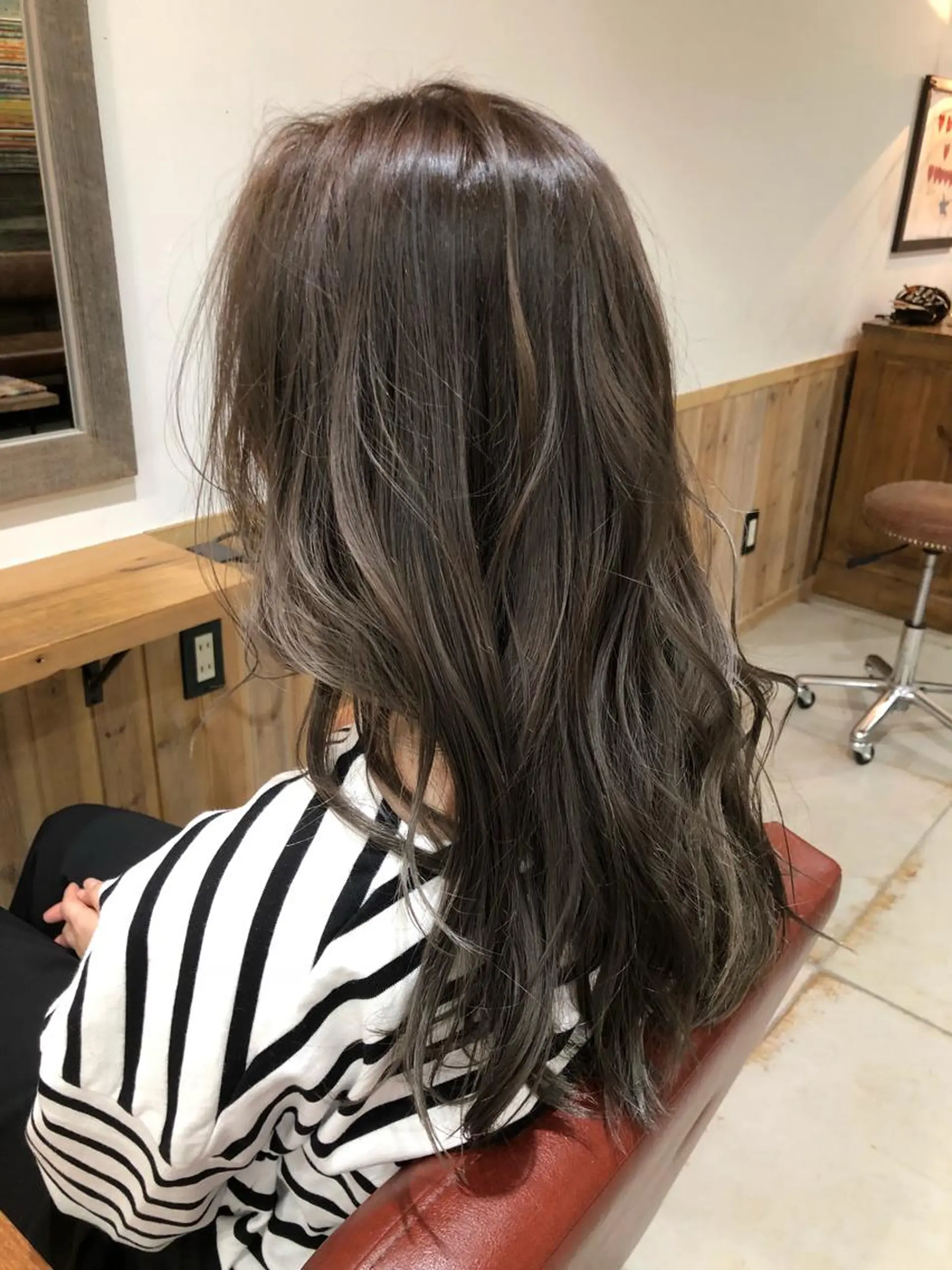 ロング カラー アッシュ ラベンダーカラー ラベンダーアッシュ M IIのヘアスタイル