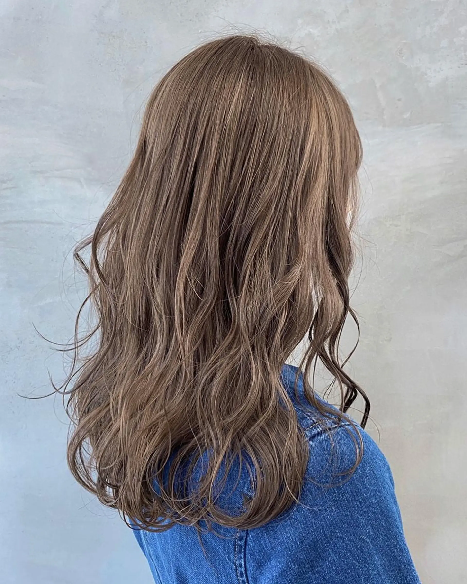 ロング カラー アッシュ ベージュカラー 透明感カラー ハイライトカラー ハイライト 🫧透明感カラー🫧 OIKAWAのヘアスタイル