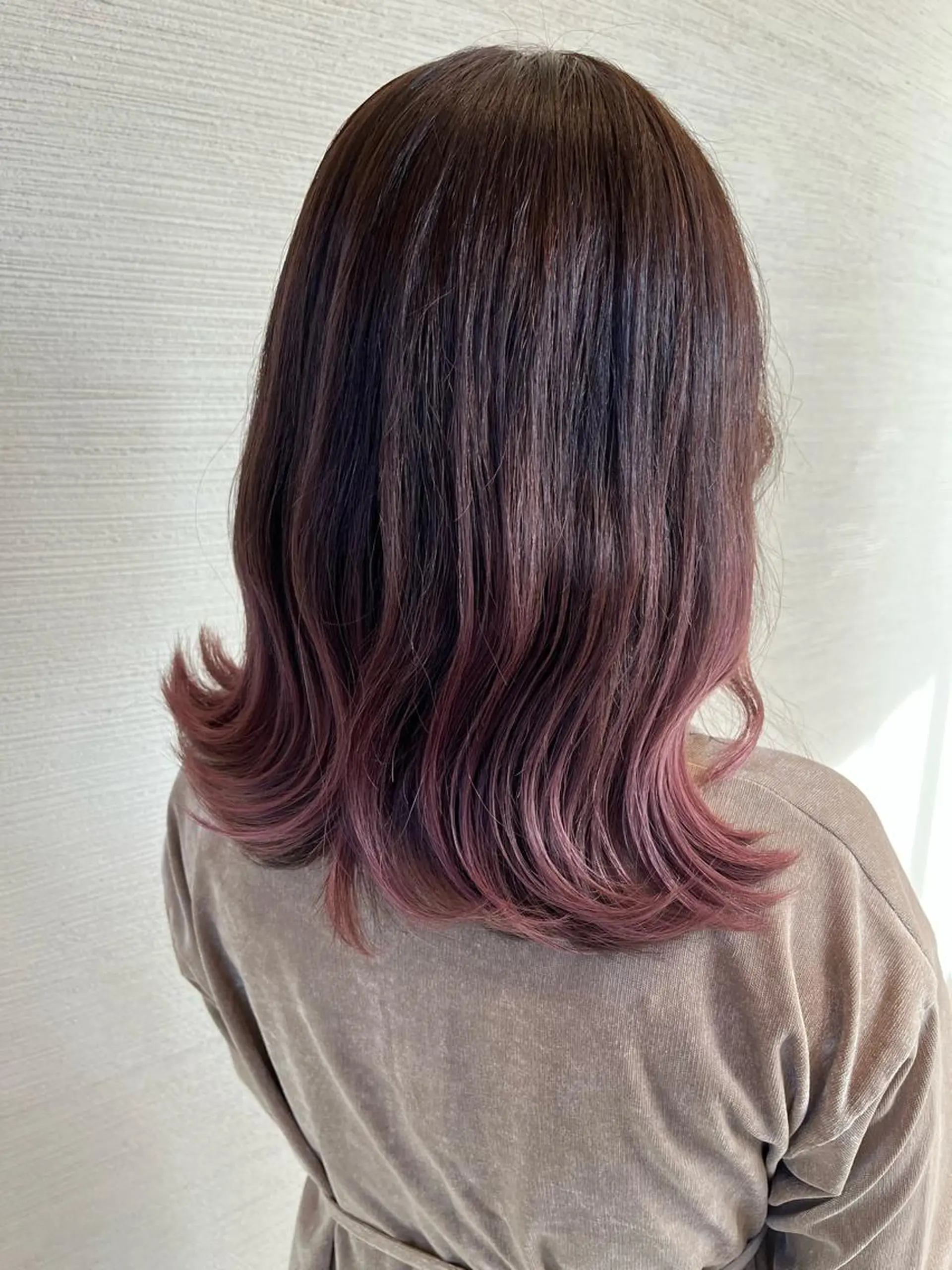 ミディアム カット ヘアカラー 小塚 和眞のヘアスタイル