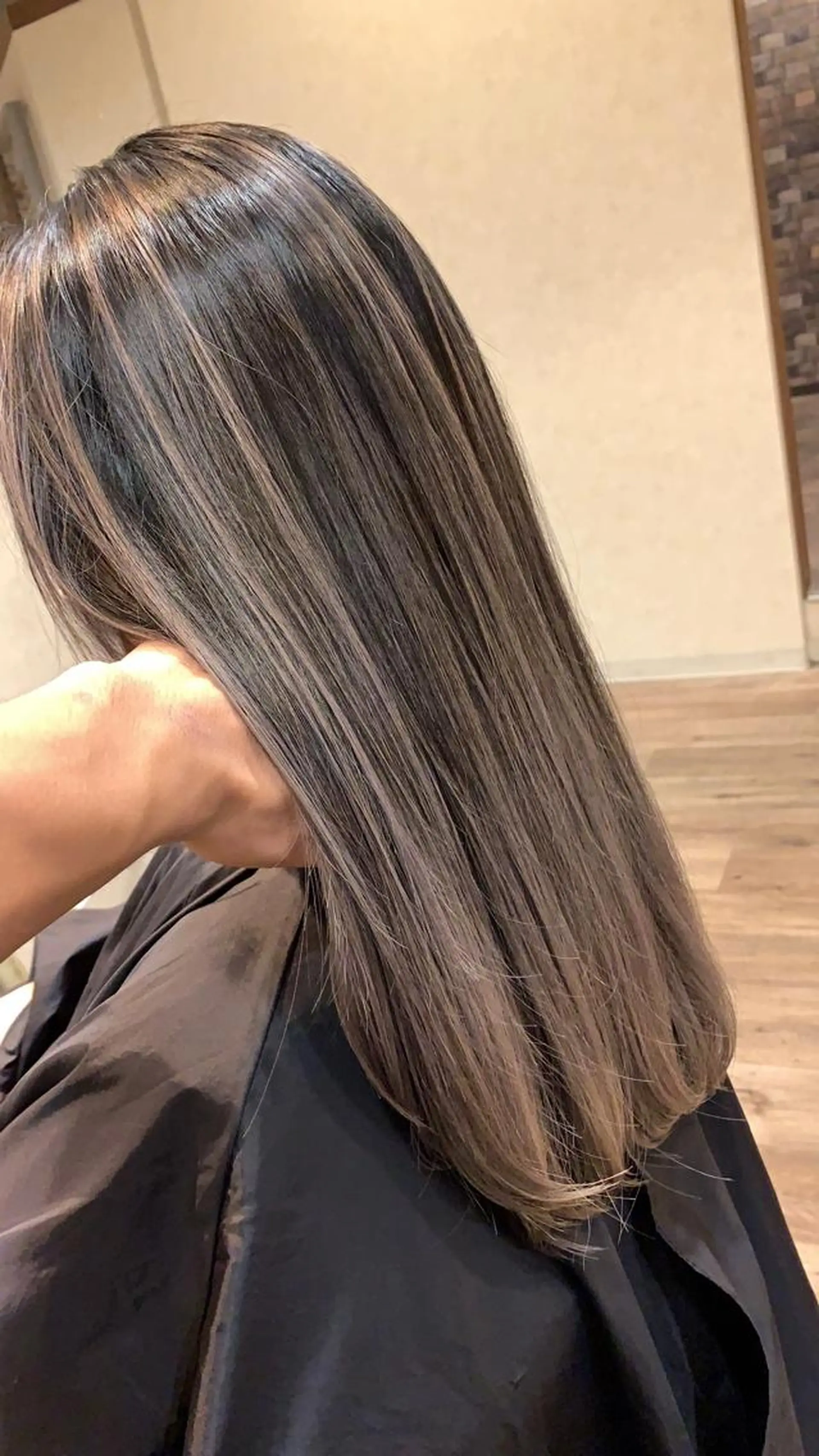 ロング Lit所属・Lit.豊橋 夏目のヘアスタイル