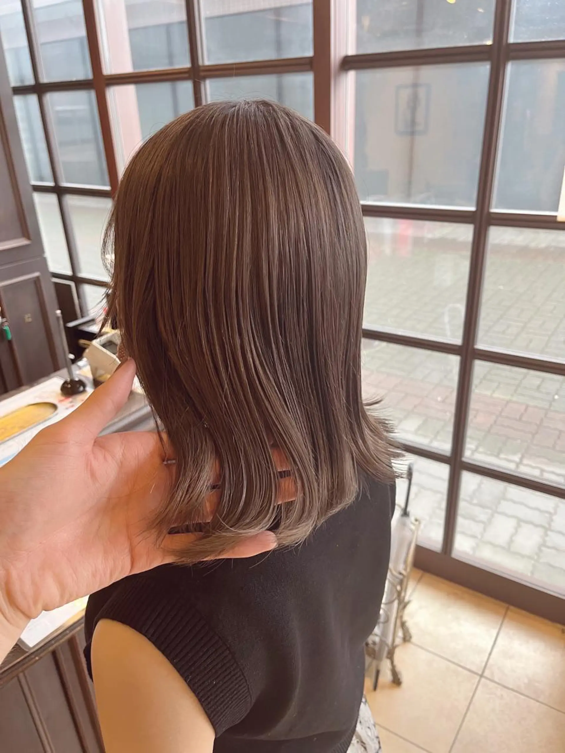 ミディアム 🧡ミルクティー/ レイヤー🧡ショウナのヘアスタイル