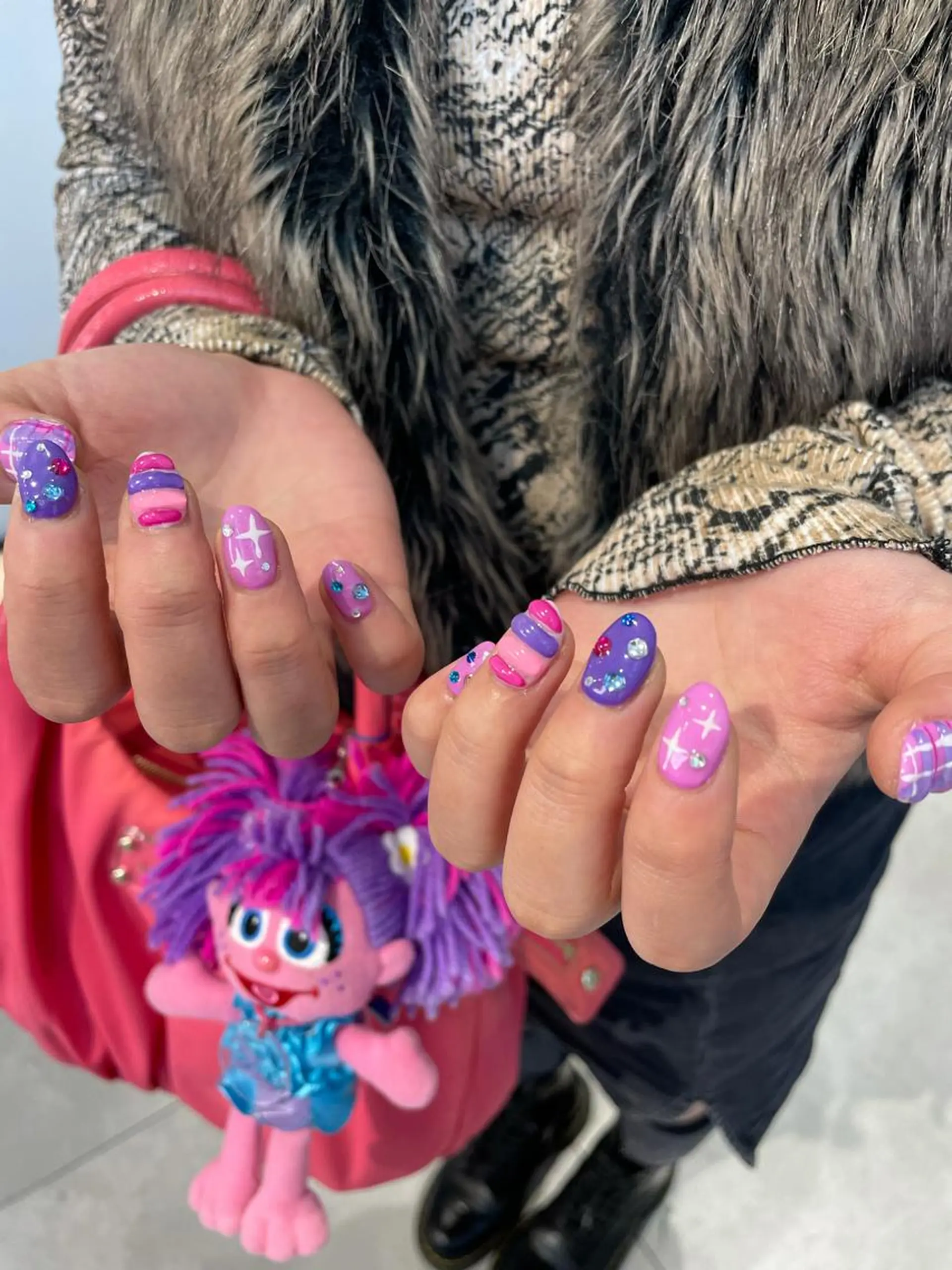 ネイル 🎀ボブ＋ハイトーン シュカ👶🏻のヘアスタイル