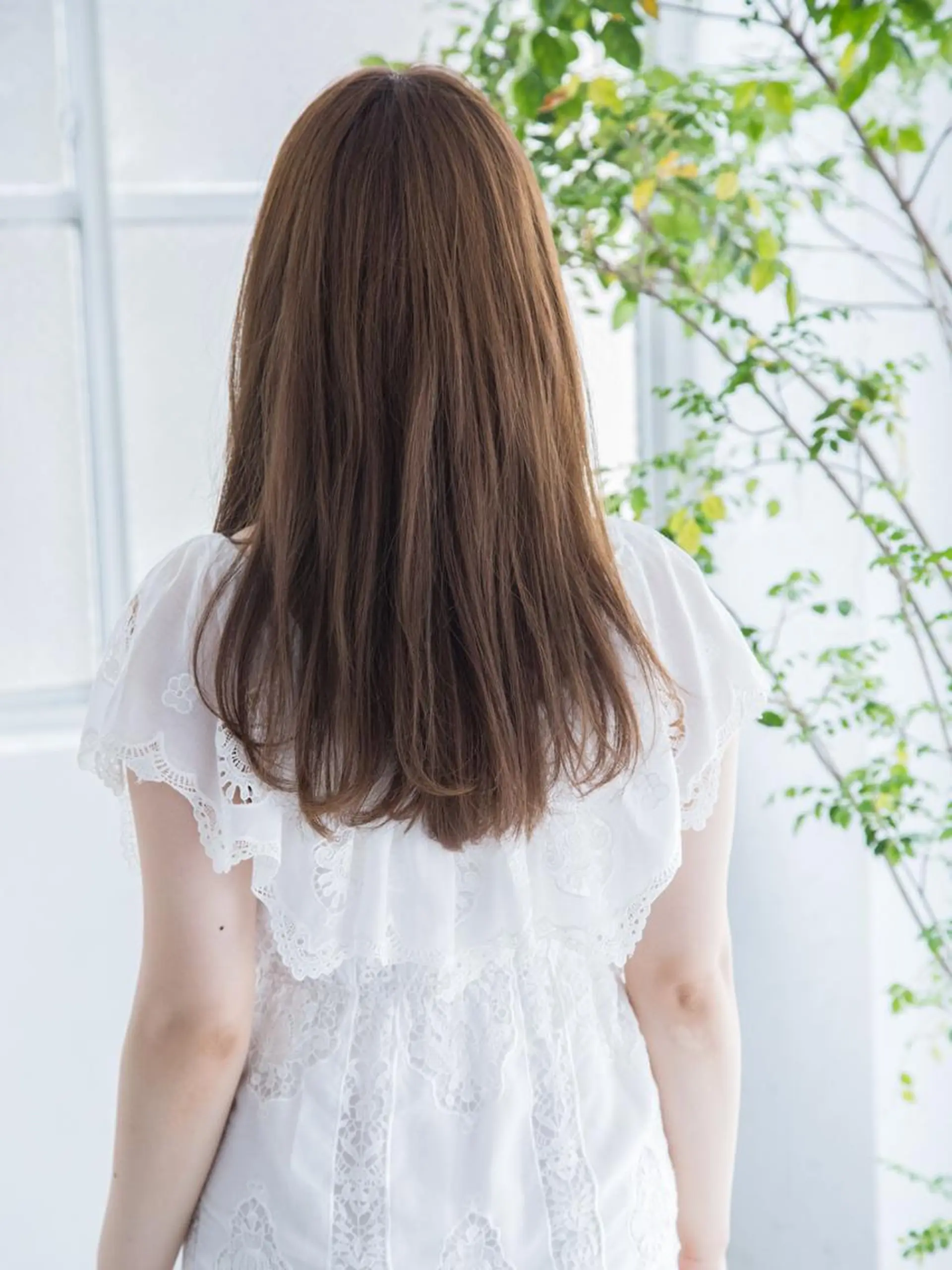 セミロング カット ヘアカラー トリートメント トップスタイリスト 江口 稜亮のヘアスタイル