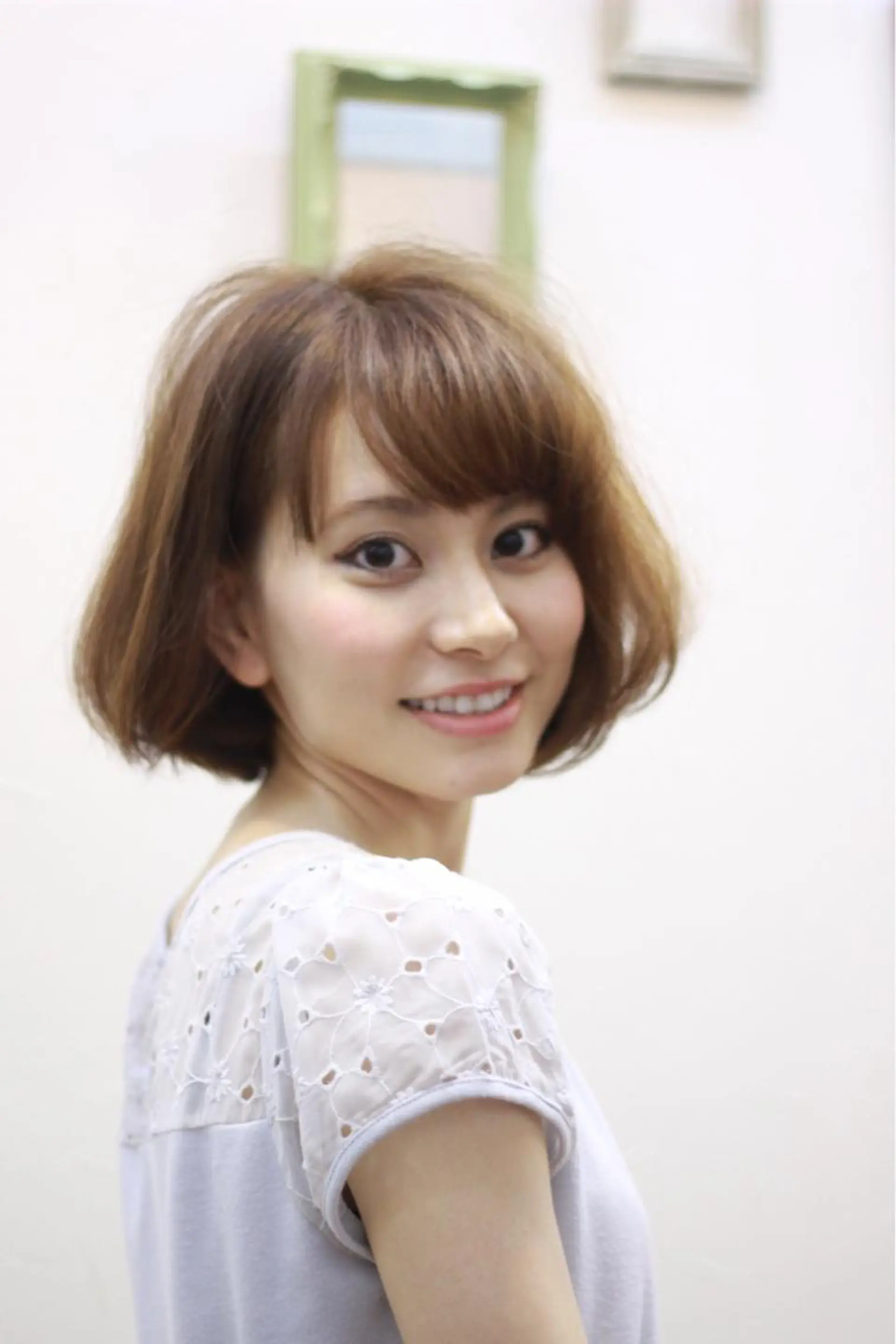 ミディアム カット ヘアカラー トリートメント zann hair worx所属・島尻 徳人のヘアスタイル