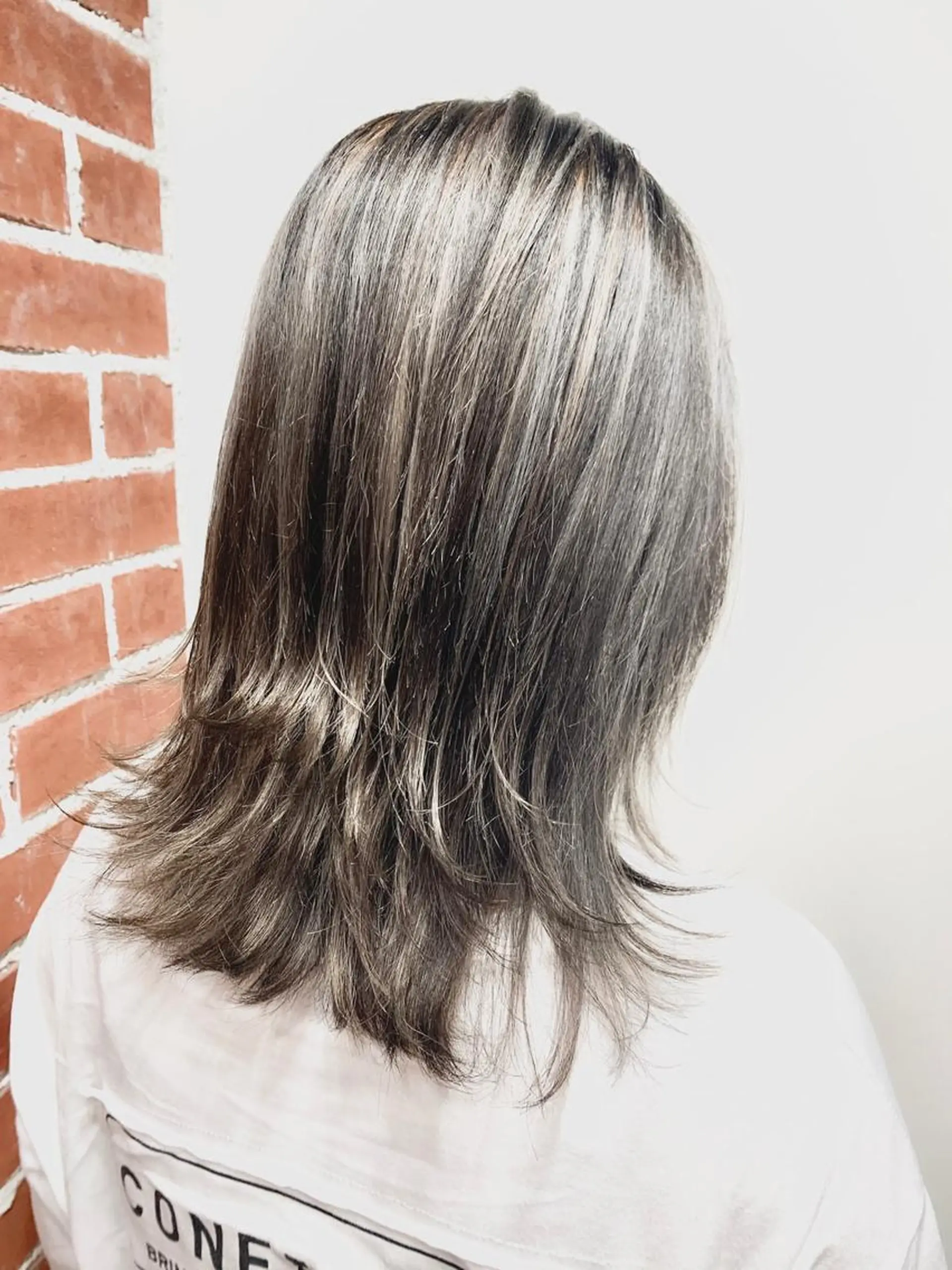 ミディアム カラー ヘアカラー トリートメント 岡崎勇人/レイヤー/ 韓国/ケラチンTRのヘアスタイル