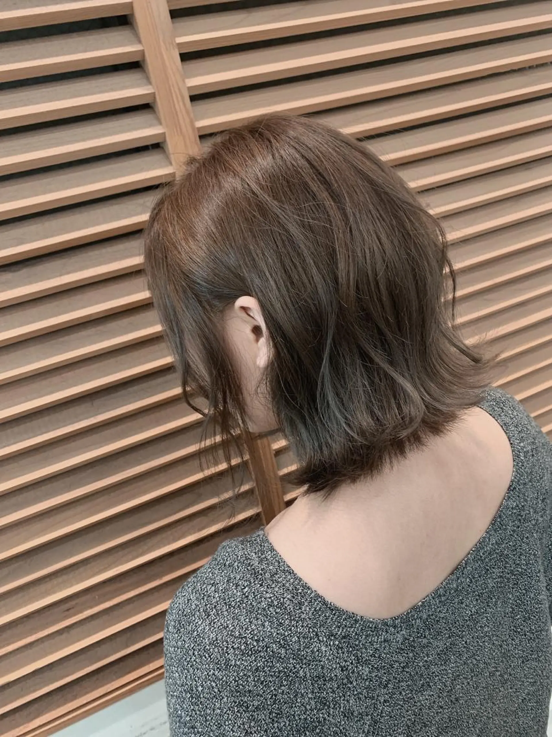 ショート カラー ヘアアレンジ 外ハネヘア VIM hairおもろまち店のヘアスタイル