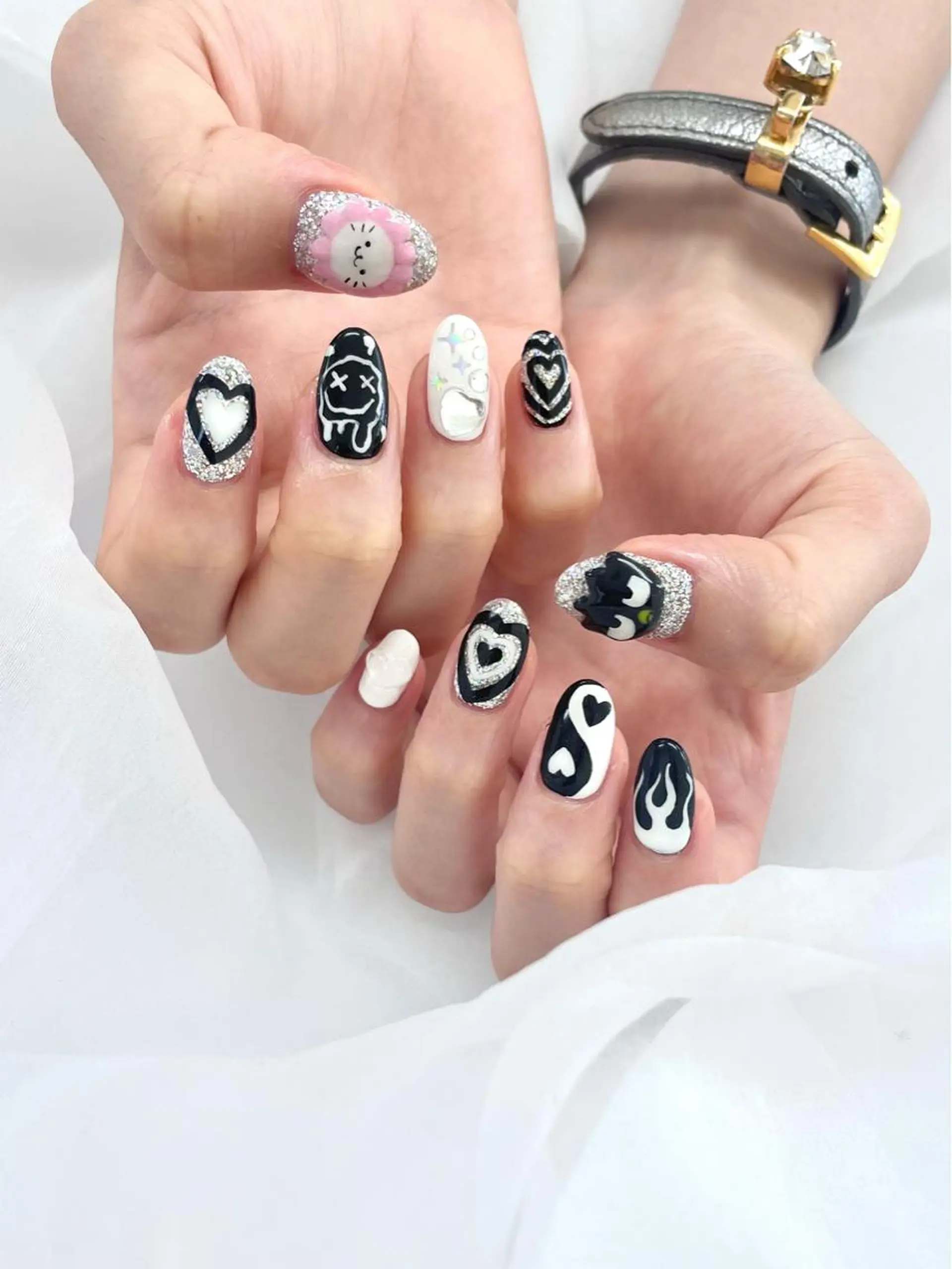 ネイル ハンドネイル 五十嵐 美智のネイルデザイン