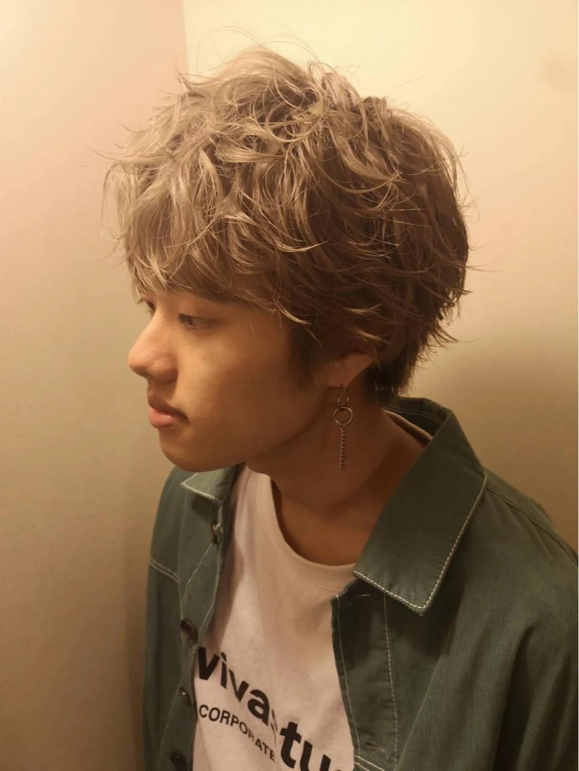 ショート カラー メンズ スパイキー/フェザー /波巻き/かいとのヘアスタイル