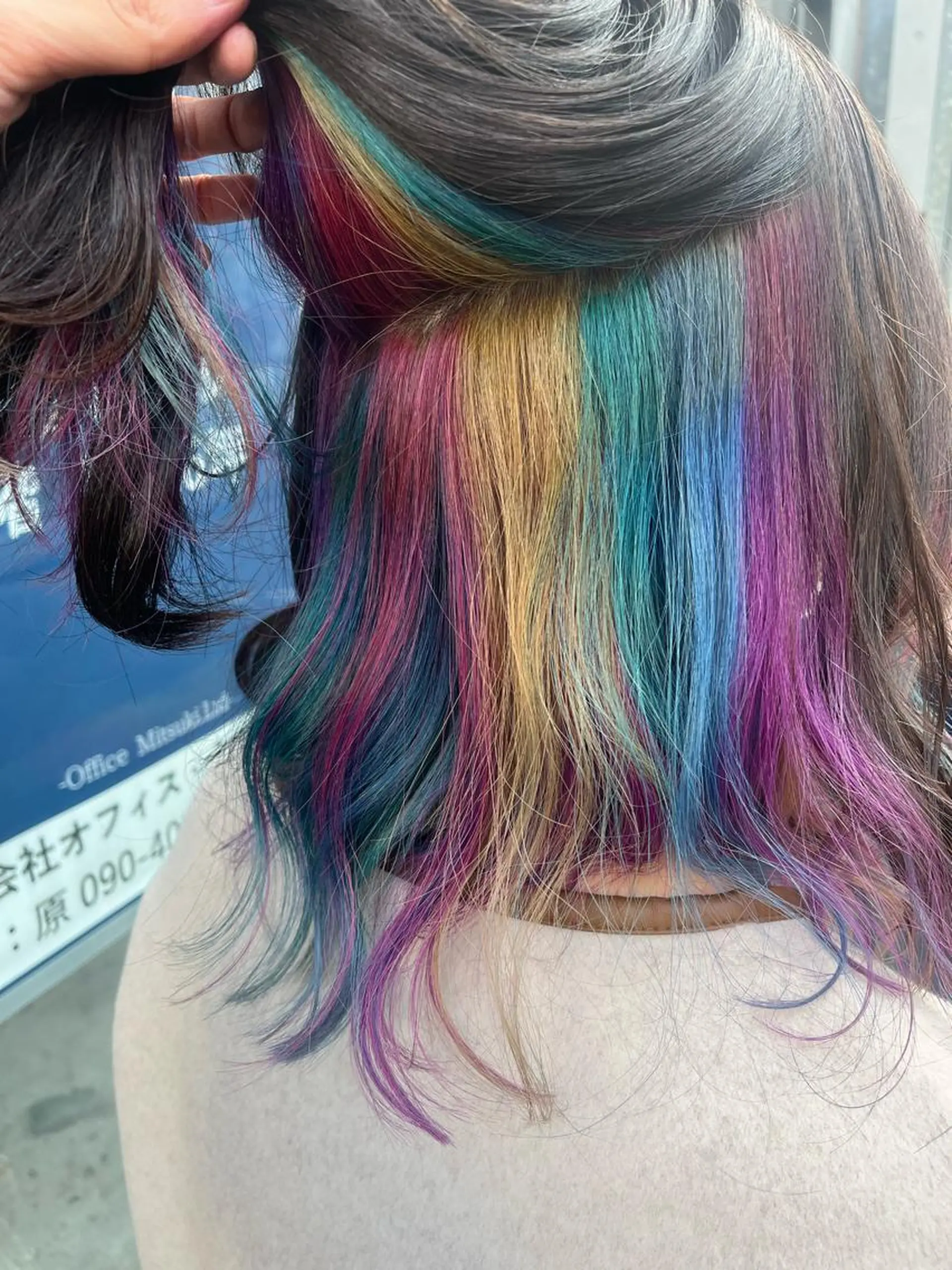 ミディアム カラー ユニコーンカラー カット ヘアカラー トリートメント 原宿サロン代表 デザインカラー伊藤卓のヘアスタイル