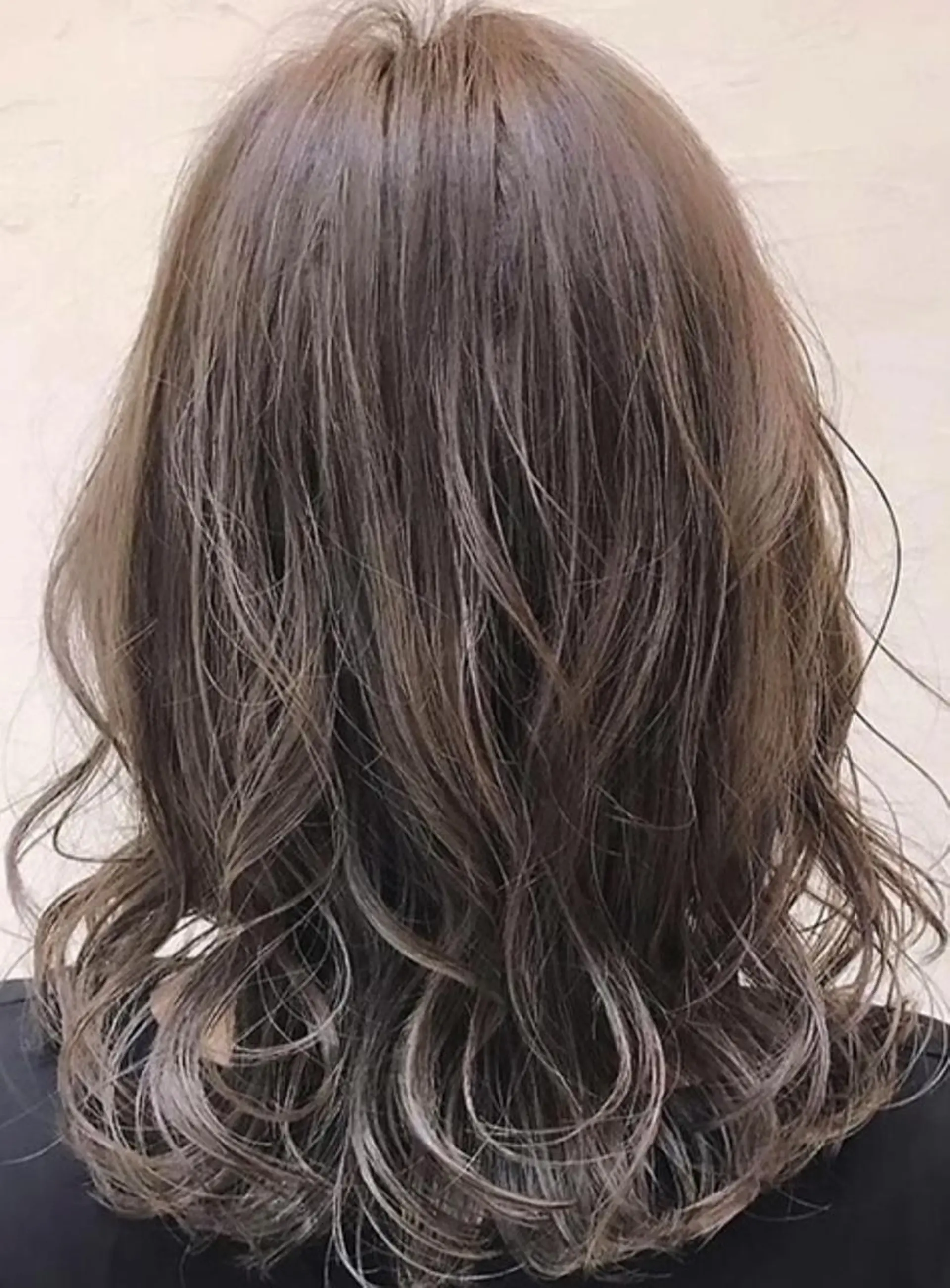 ミディアム パーマ 小笠原 大樹のヘアスタイル