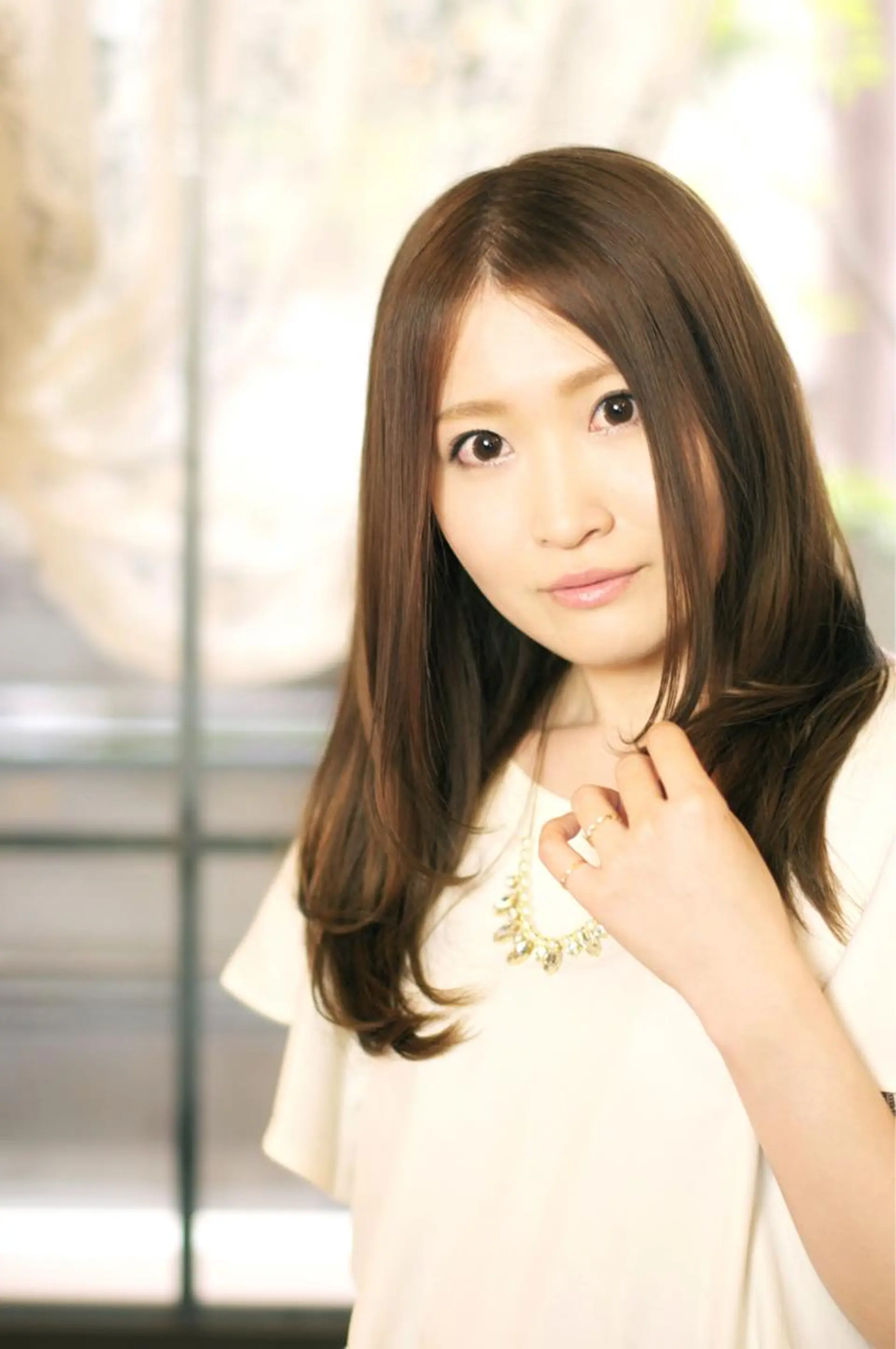 ロング Euphoria 【ユーフォリア】のヘアスタイル