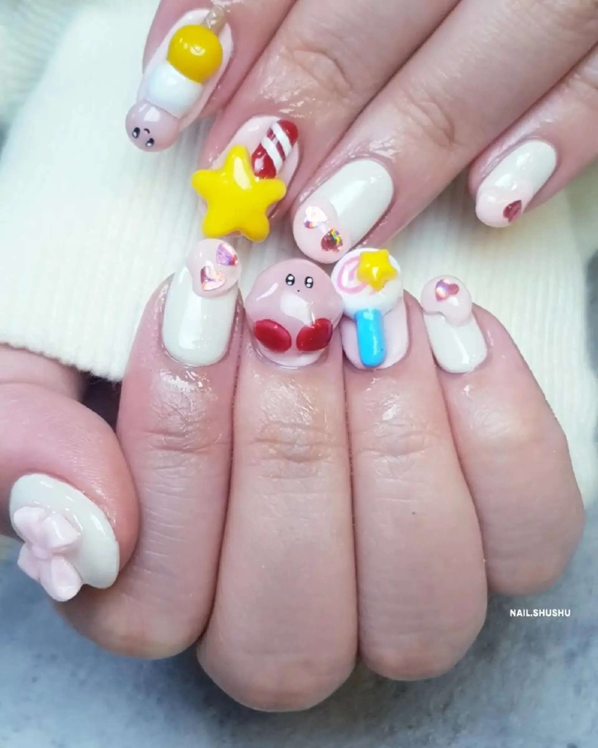 ネイル アートネイル 韓国ネイル 持ち込み ニュアンスネイル シンプルネイル 3dパーツ/流行り 👧shushu❤️のネイルデザイン