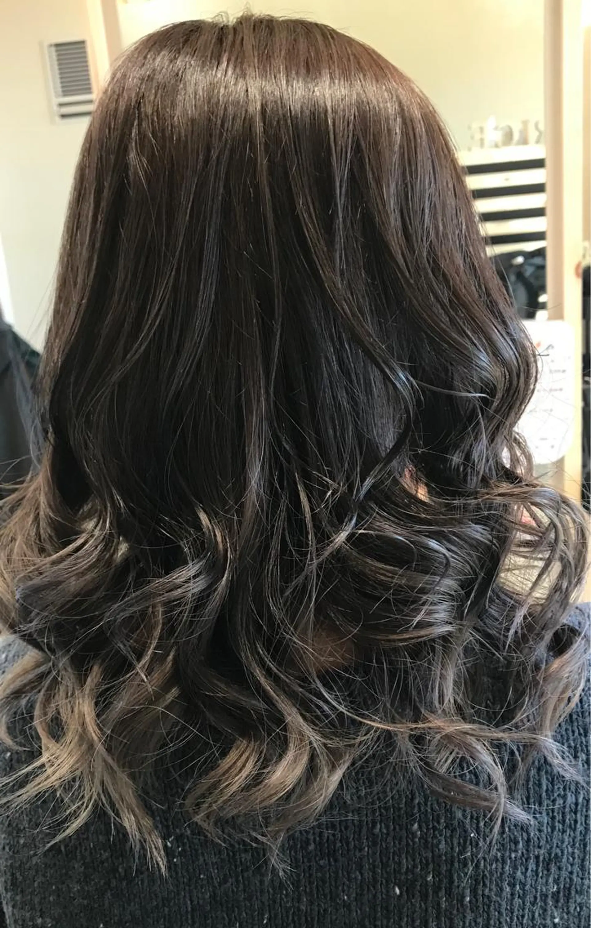 ロング カラー 関口 友行のヘアスタイル