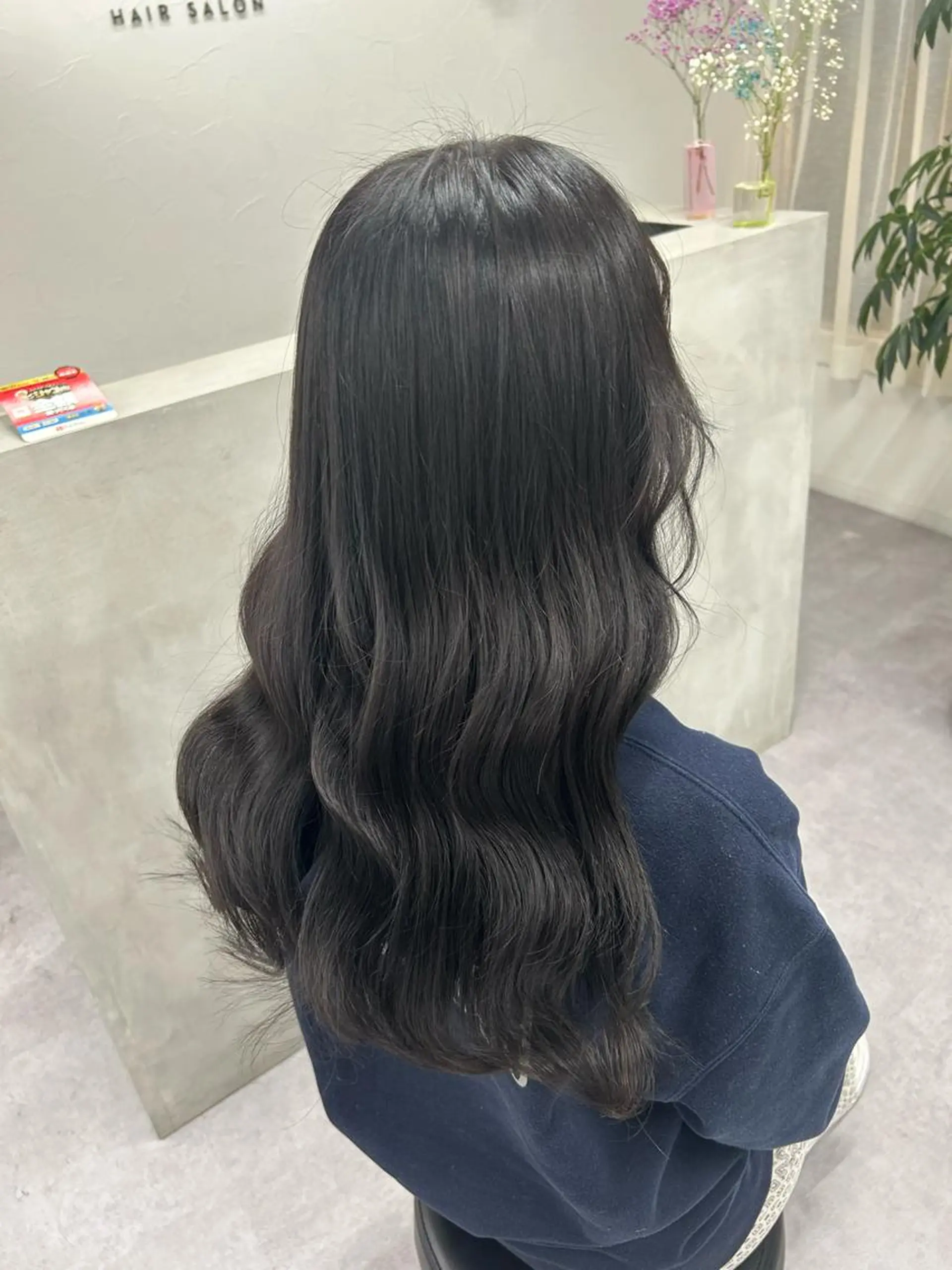 カラー 高山 アミのヘアスタイル