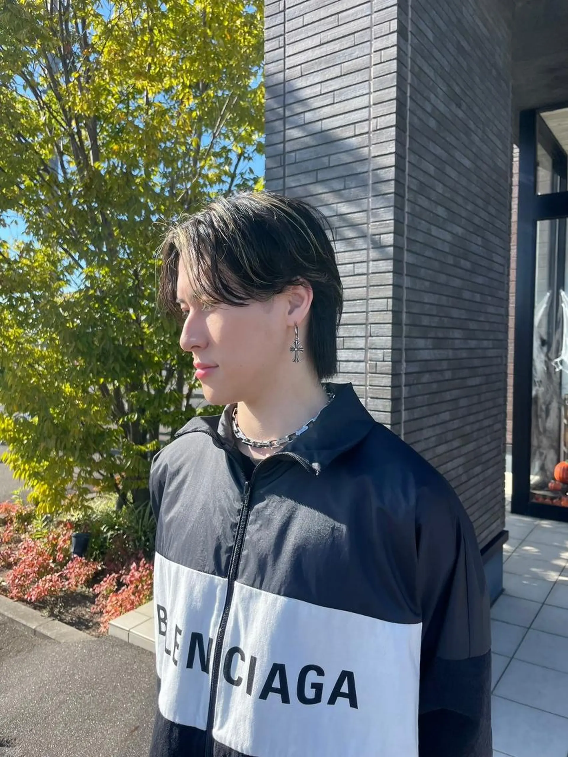 メンズ ミディアム シャドールーツ earth　深川愛実のヘアスタイル