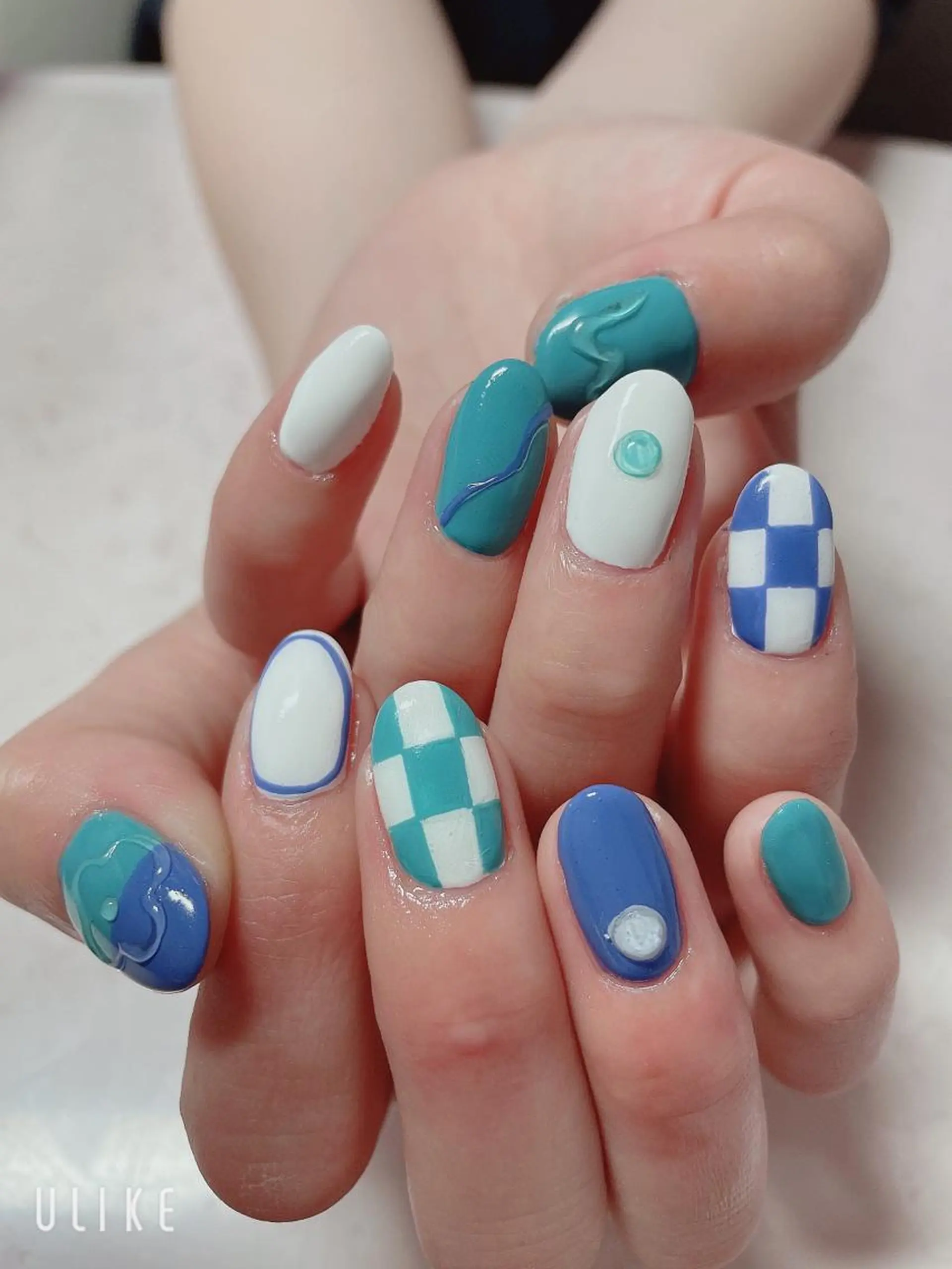 ネイル ハンドネイル ネイルサロンTiara所属・戸倉 千秋のネイルデザイン