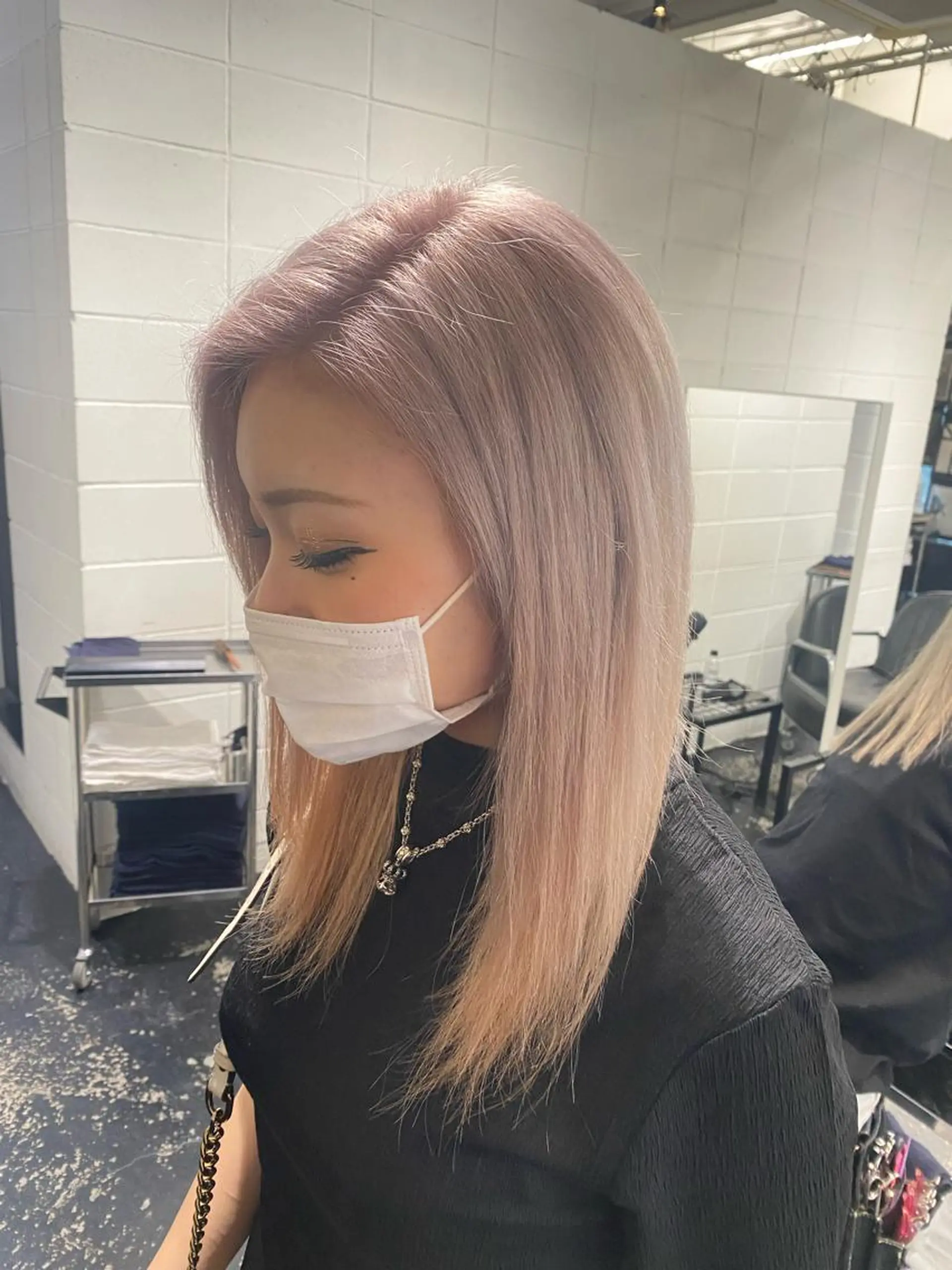 セミロング カラー パーマ ヘアアレンジ メンズ カット ヘアカラー トリートメント nico TOKYO 渋谷所属・ブリーチ　ハイトーン 特化🌈フジタハルキのヘアスタイル