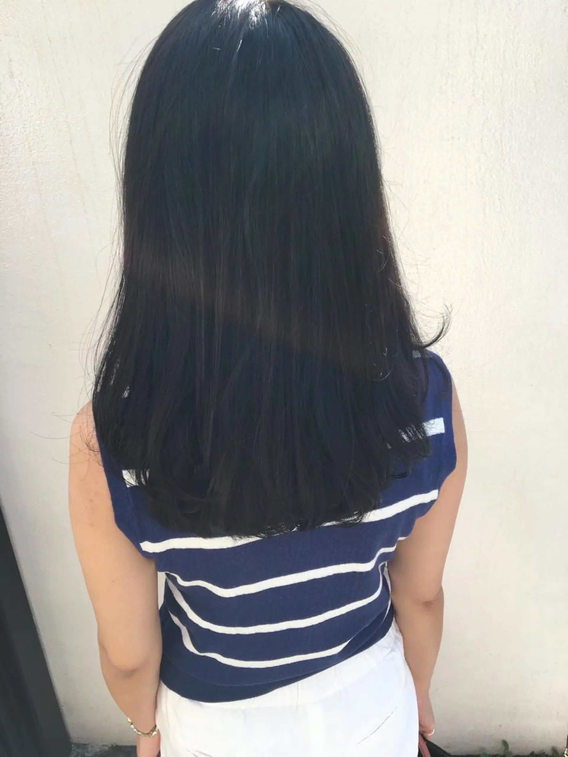 セミロング カラー THE DAY所属・AKI HASHIMOTOのヘアスタイル