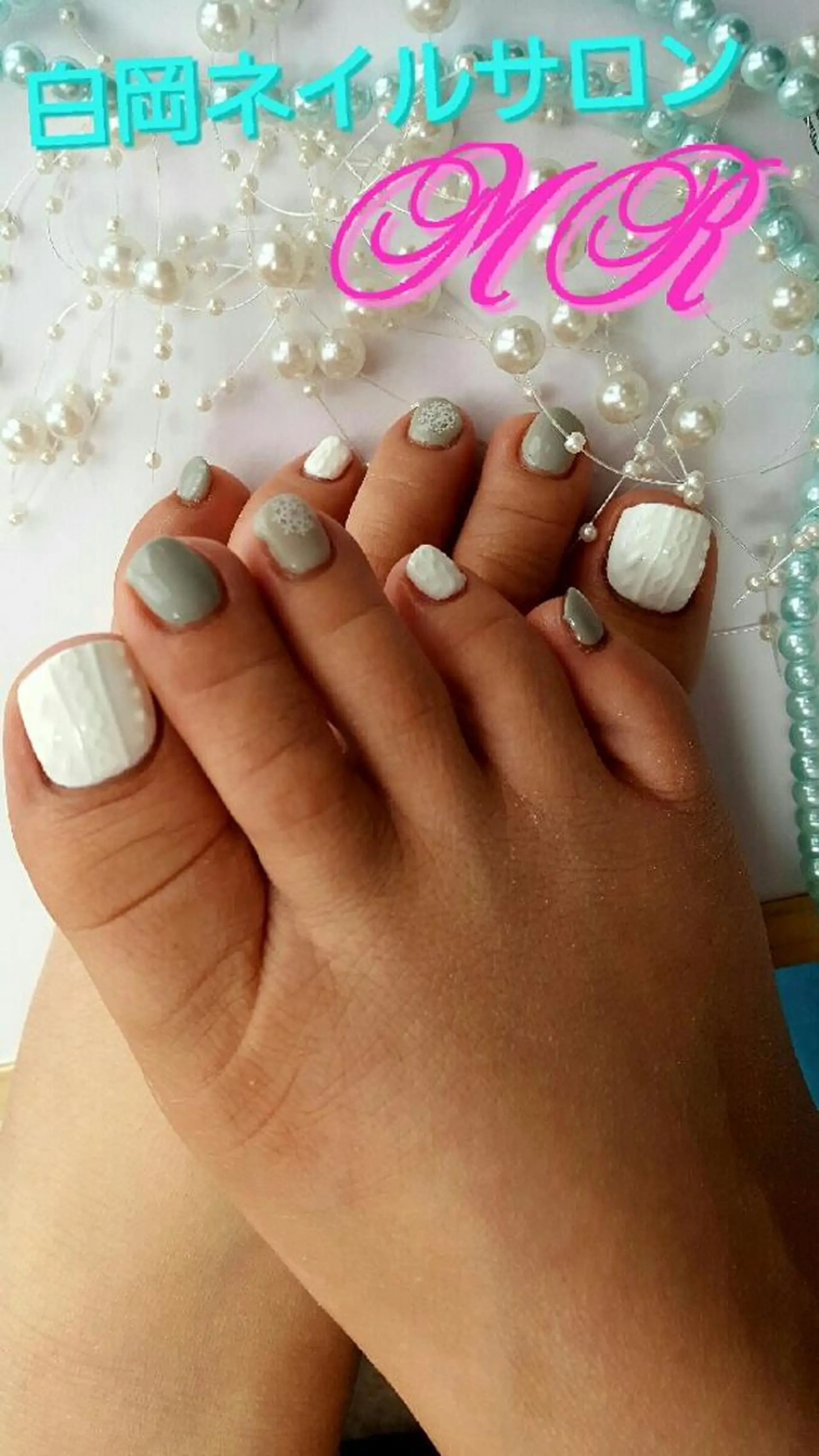 ミディアム ネイル Uchida meのネイルデザイン