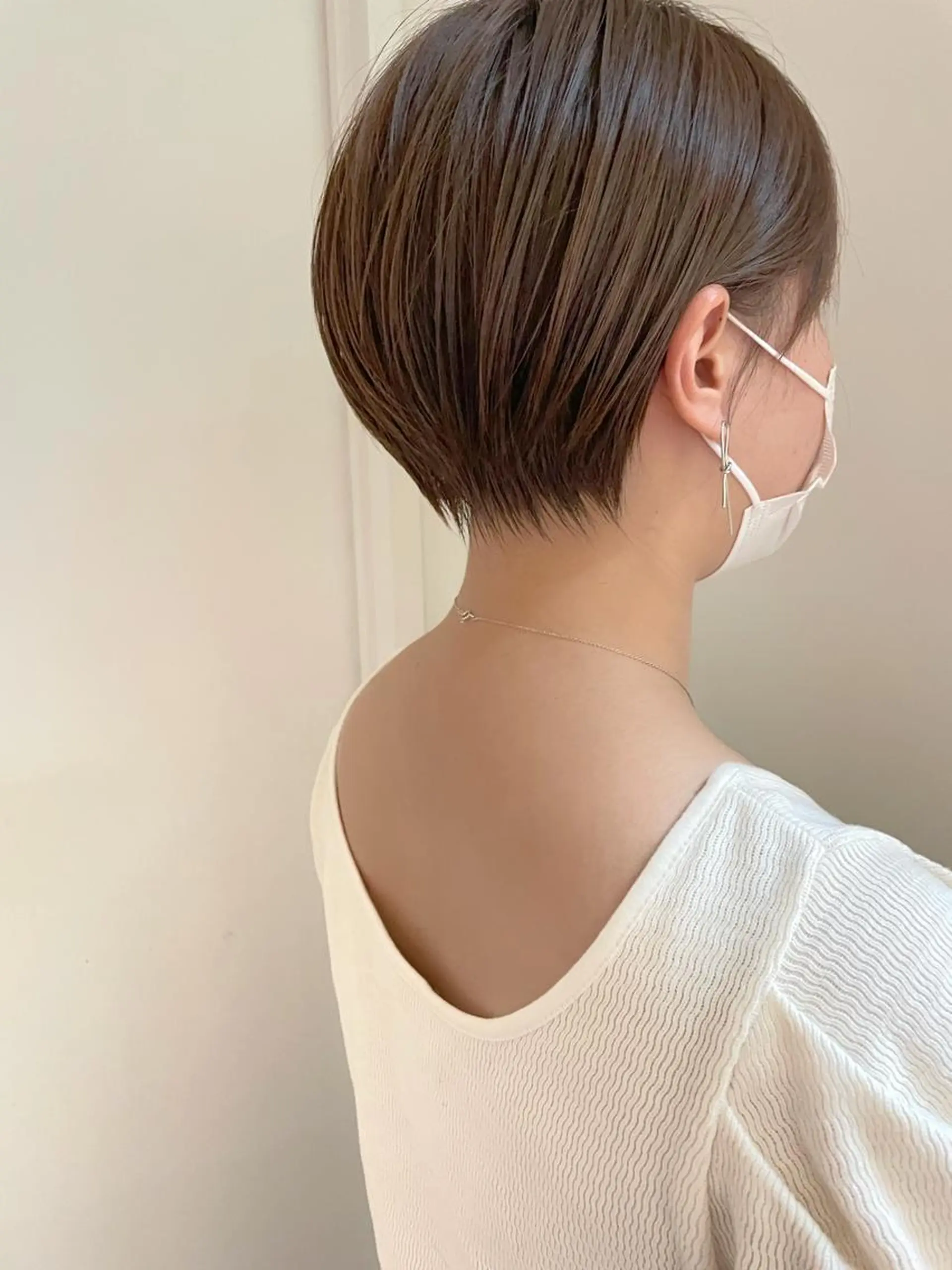 ショート カラー アッシュ ハイトーンカラー イルミナカラー インナーカラー ボブ カット ヘアカラー トリートメント 江上拓郎/ショート /酸性ストレートのヘアスタイル