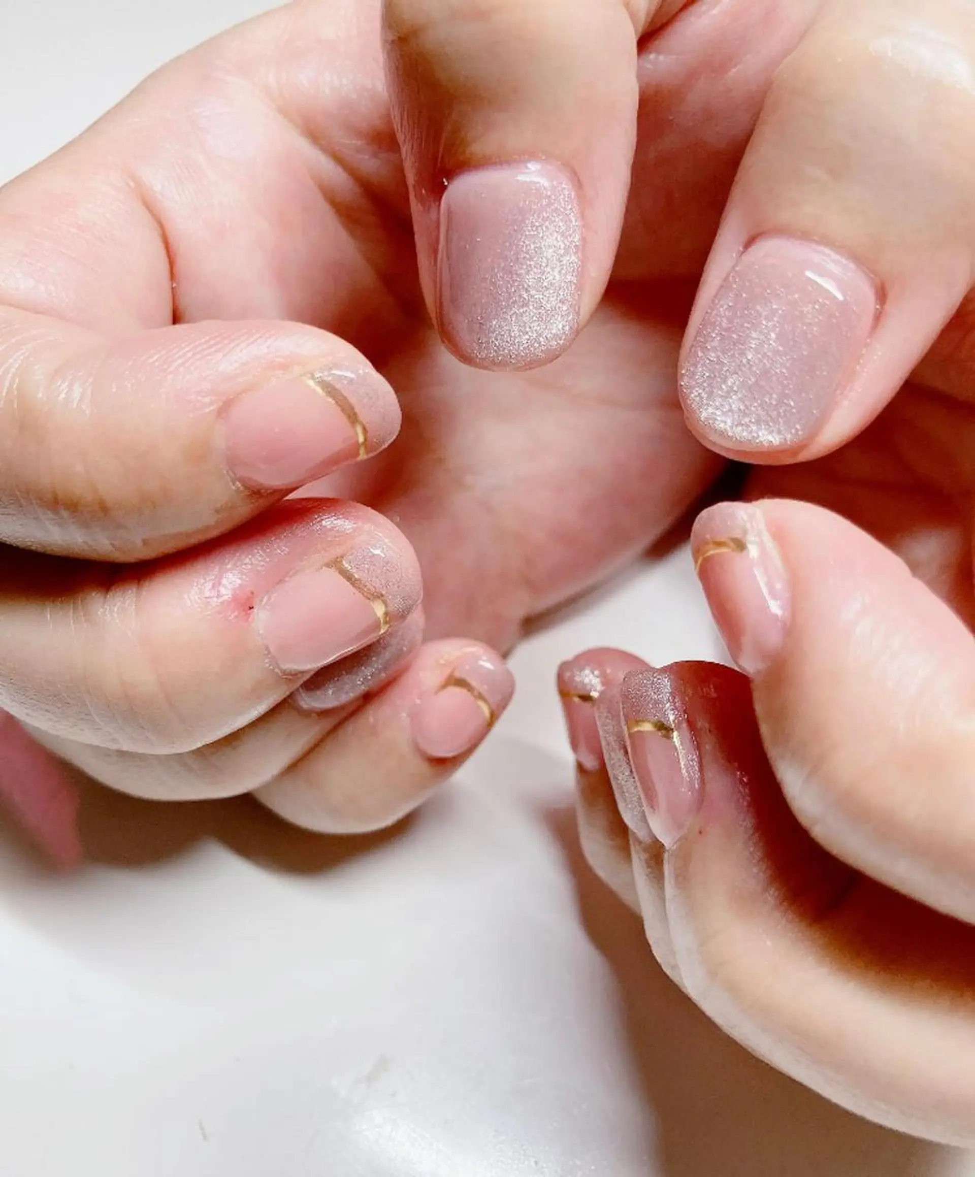 ネイル ゴールド マグネットネイル シンプルネイル ハンドネイル ハンドケア YunAsu ひぃちゃんのエステ・リラクイメージ