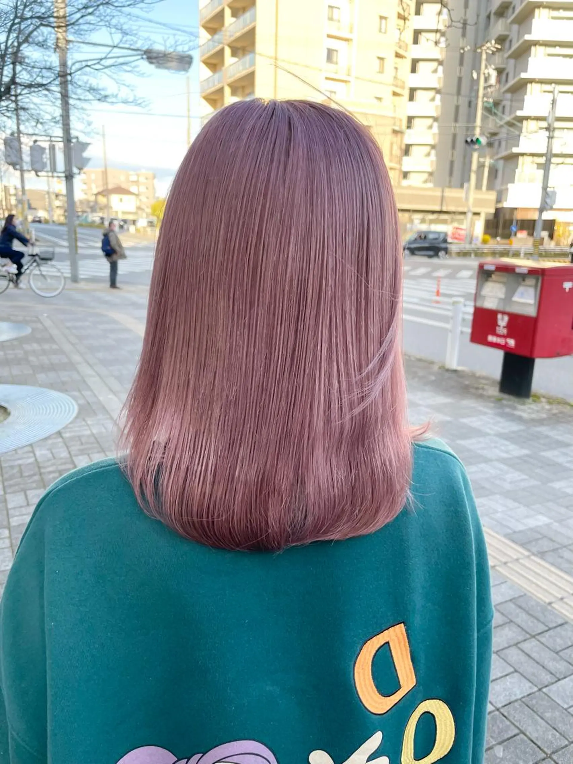 セミロング AIRI🌸 ブリーチカラー🎀のヘアスタイル