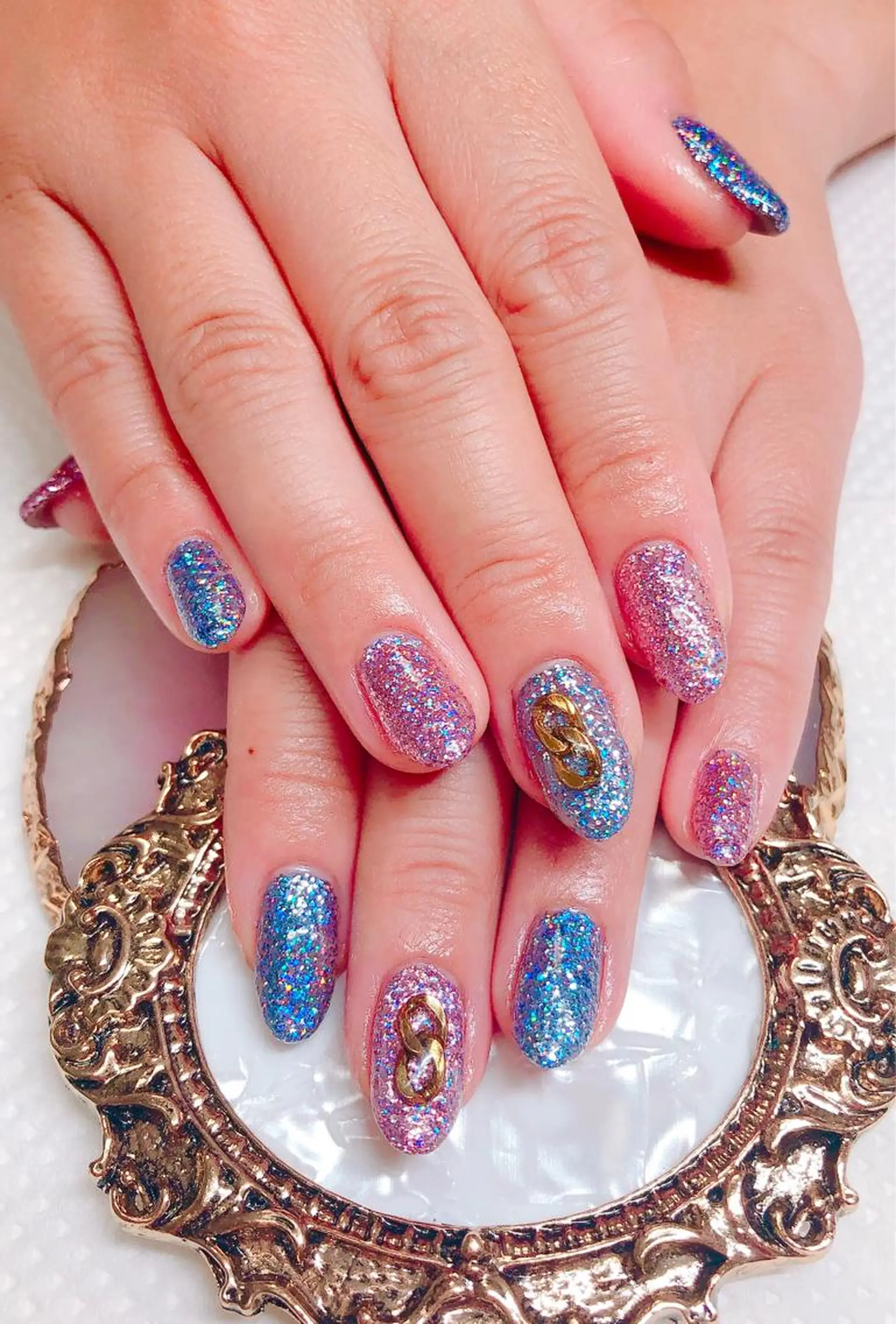 ネイル ハンドネイル CROWN プライベートサロンのネイルデザイン