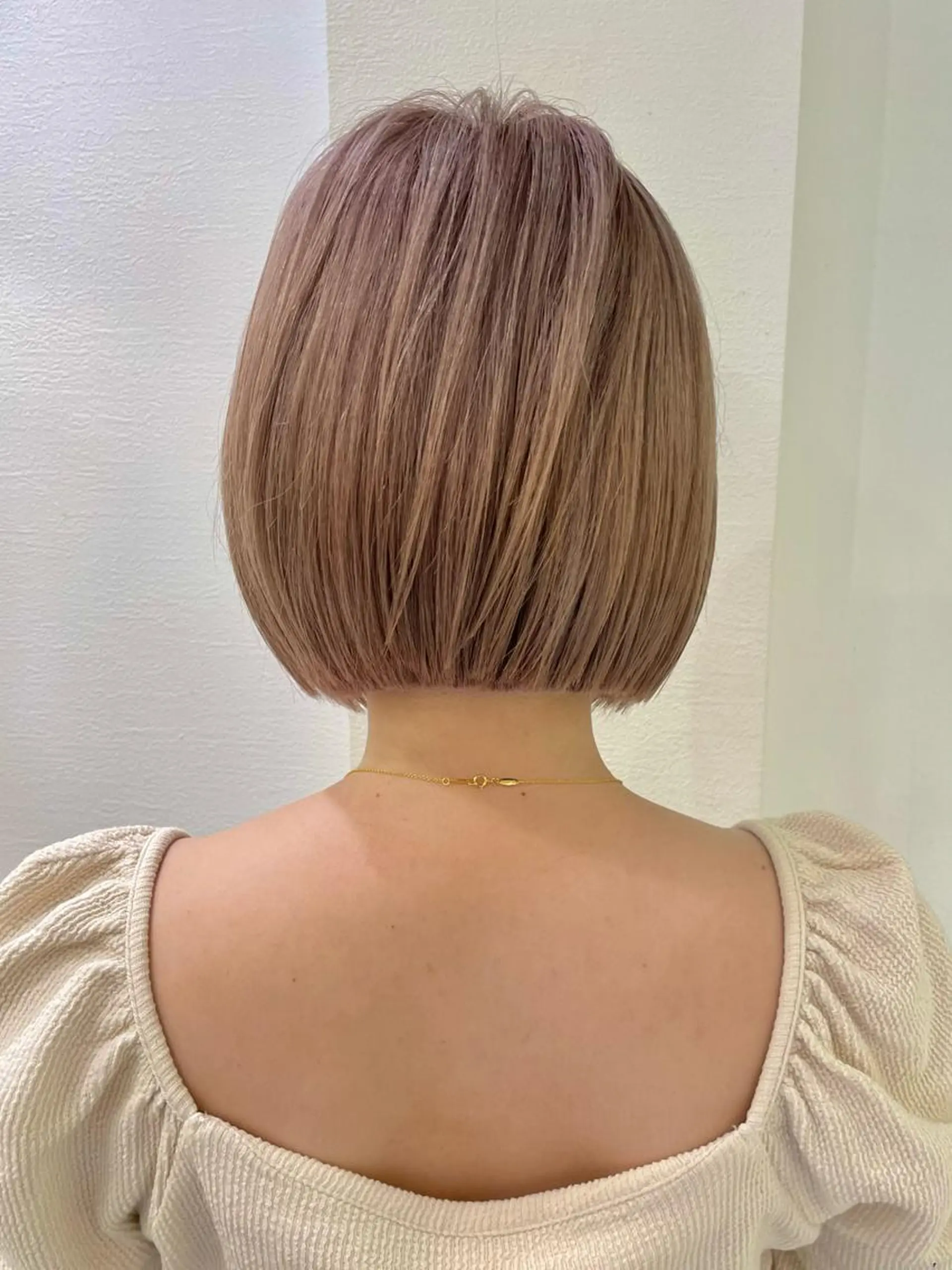 ショート ボブ ヘアカラー トリートメント 本田 奈穂美のヘアスタイル