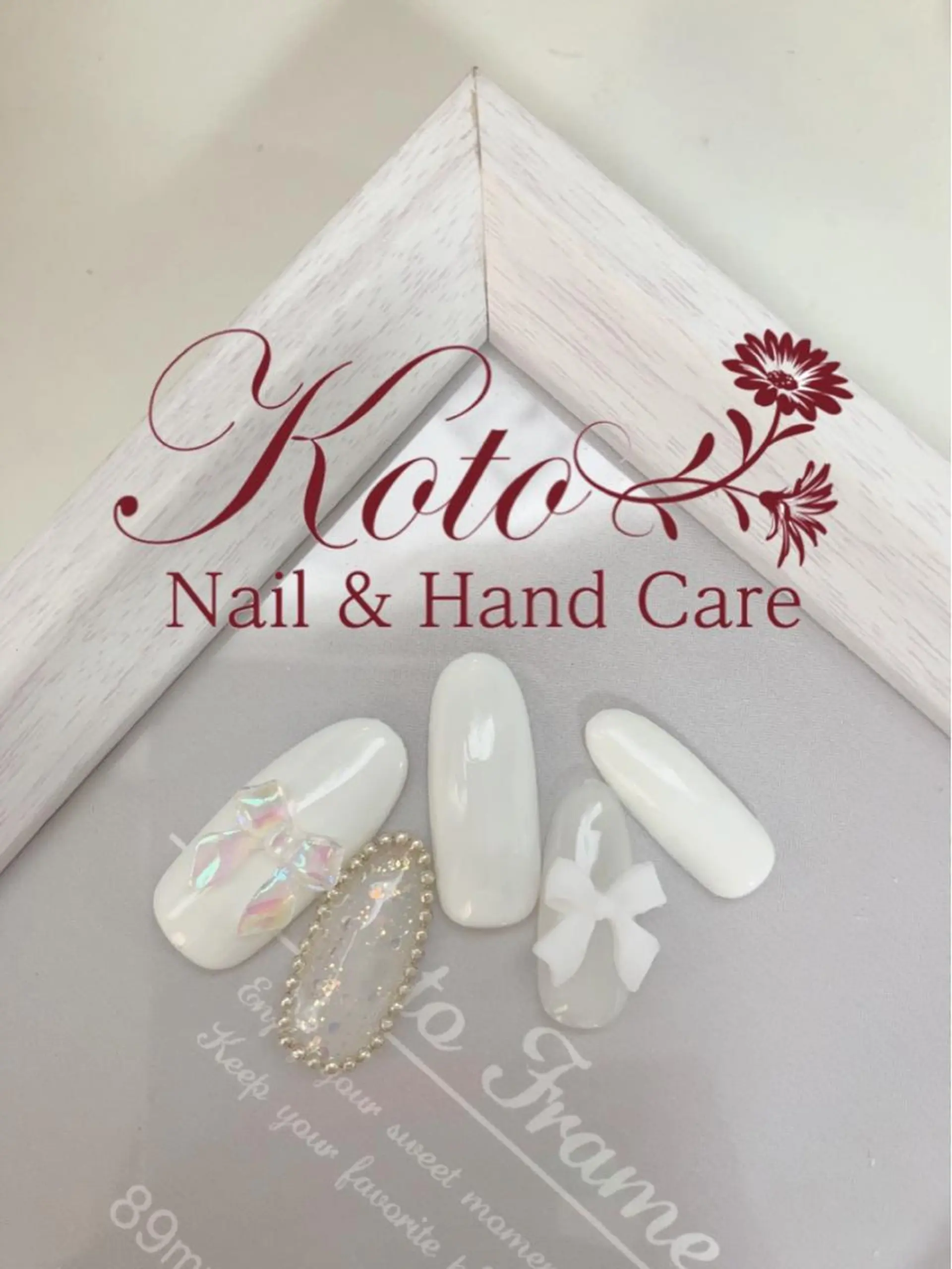 ネイル 長さ出し フットネイル フレンチネイル ジェルネイル ラメ(グリッター) Risa ネイルサロンKOTOのネイルデザイン