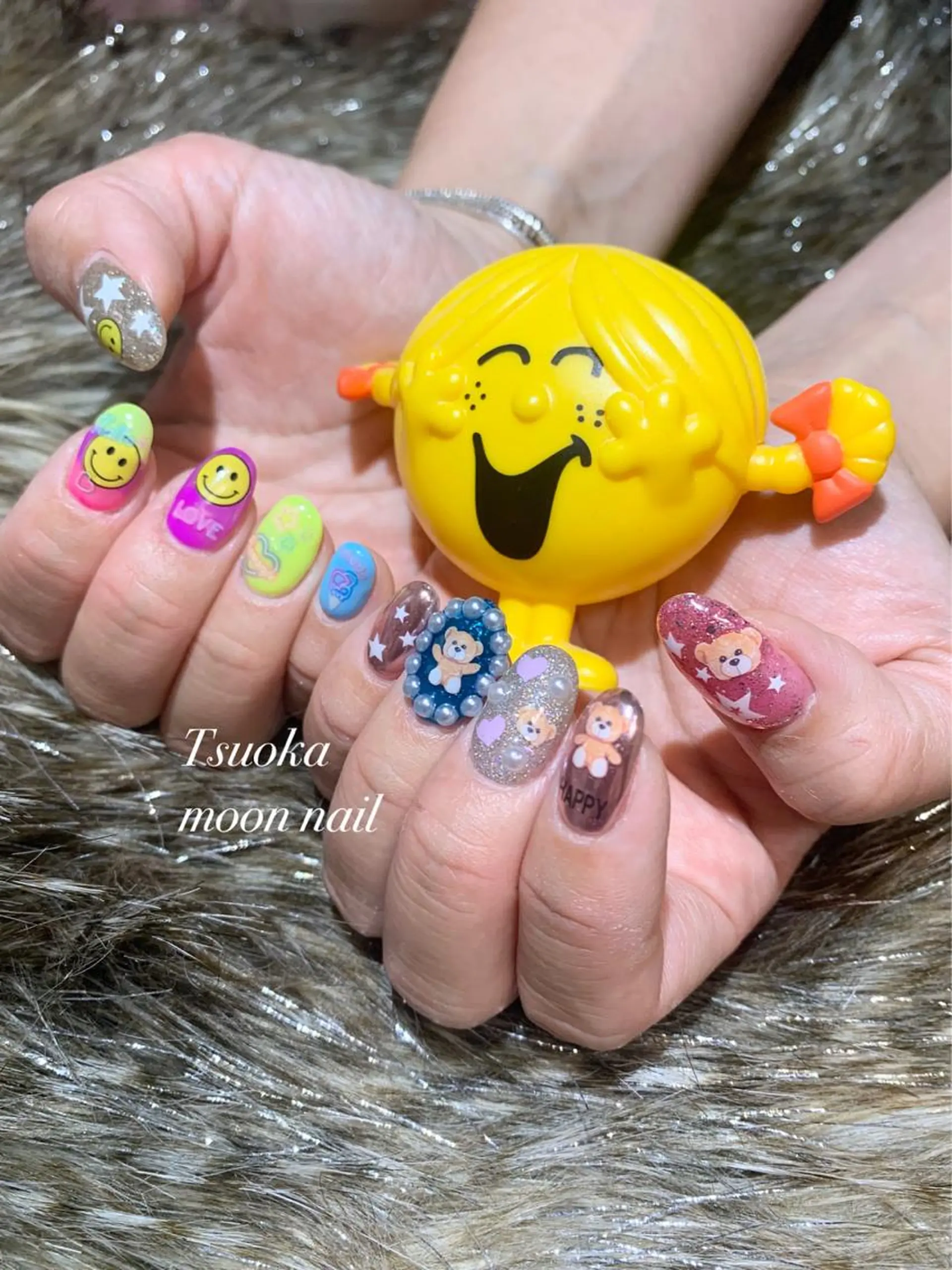 ネイル 🌙都岡 ムーンネイルのネイルデザイン