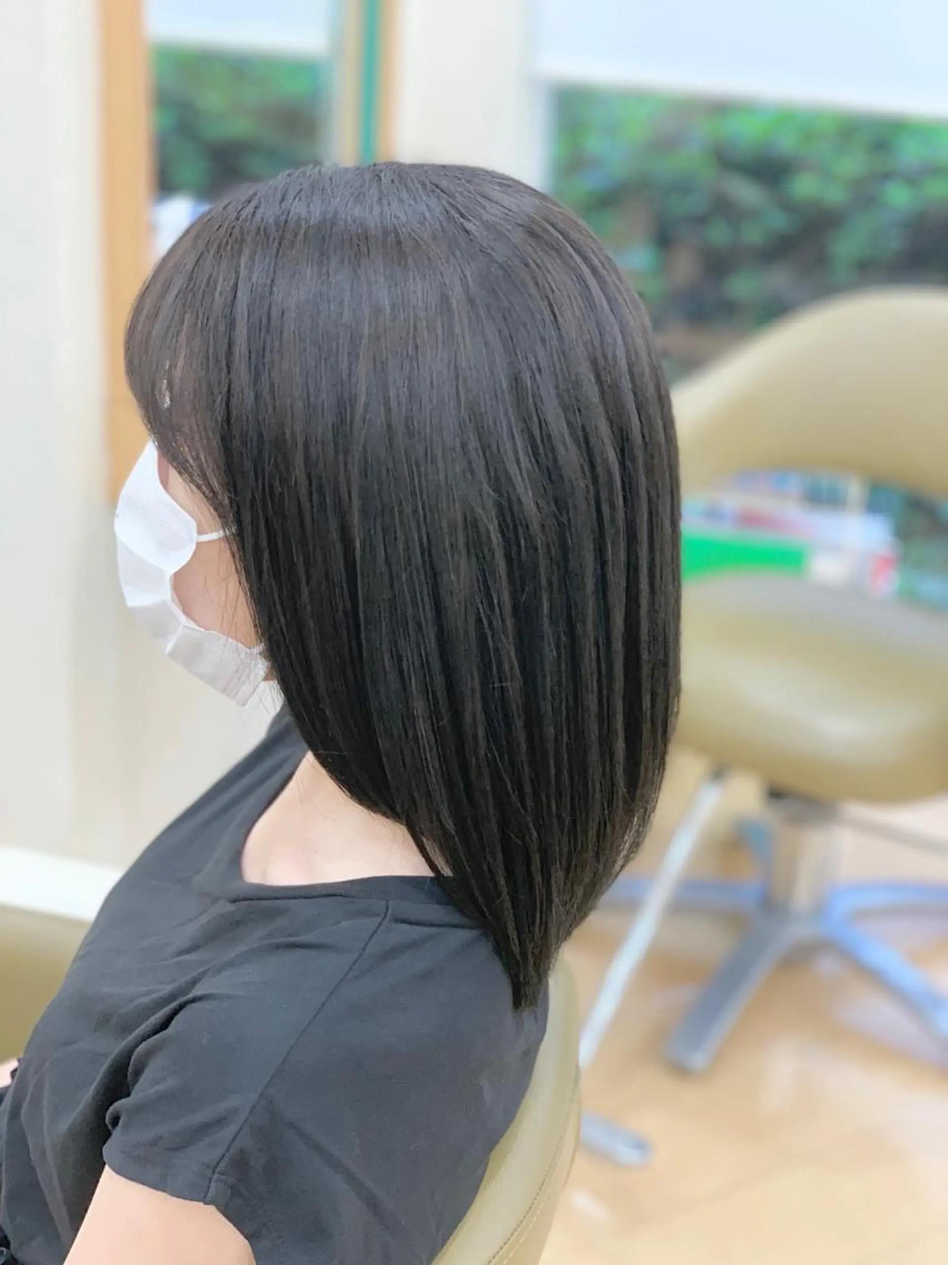 ミディアム カラー 福原 亜祐美のヘアスタイル