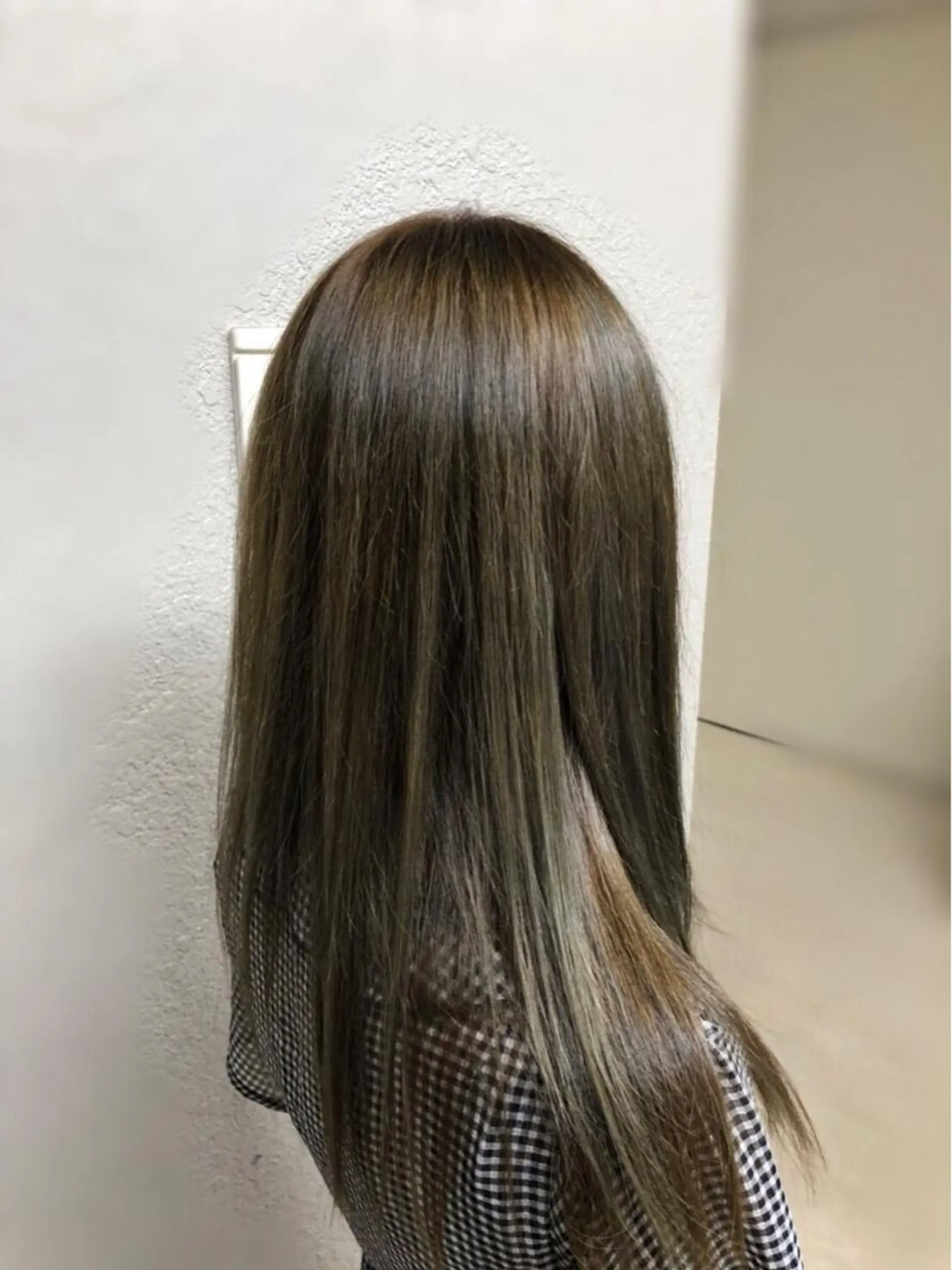 セミロング カット ヘアカラー トリートメント 髪質改善 田沼のヘアスタイル